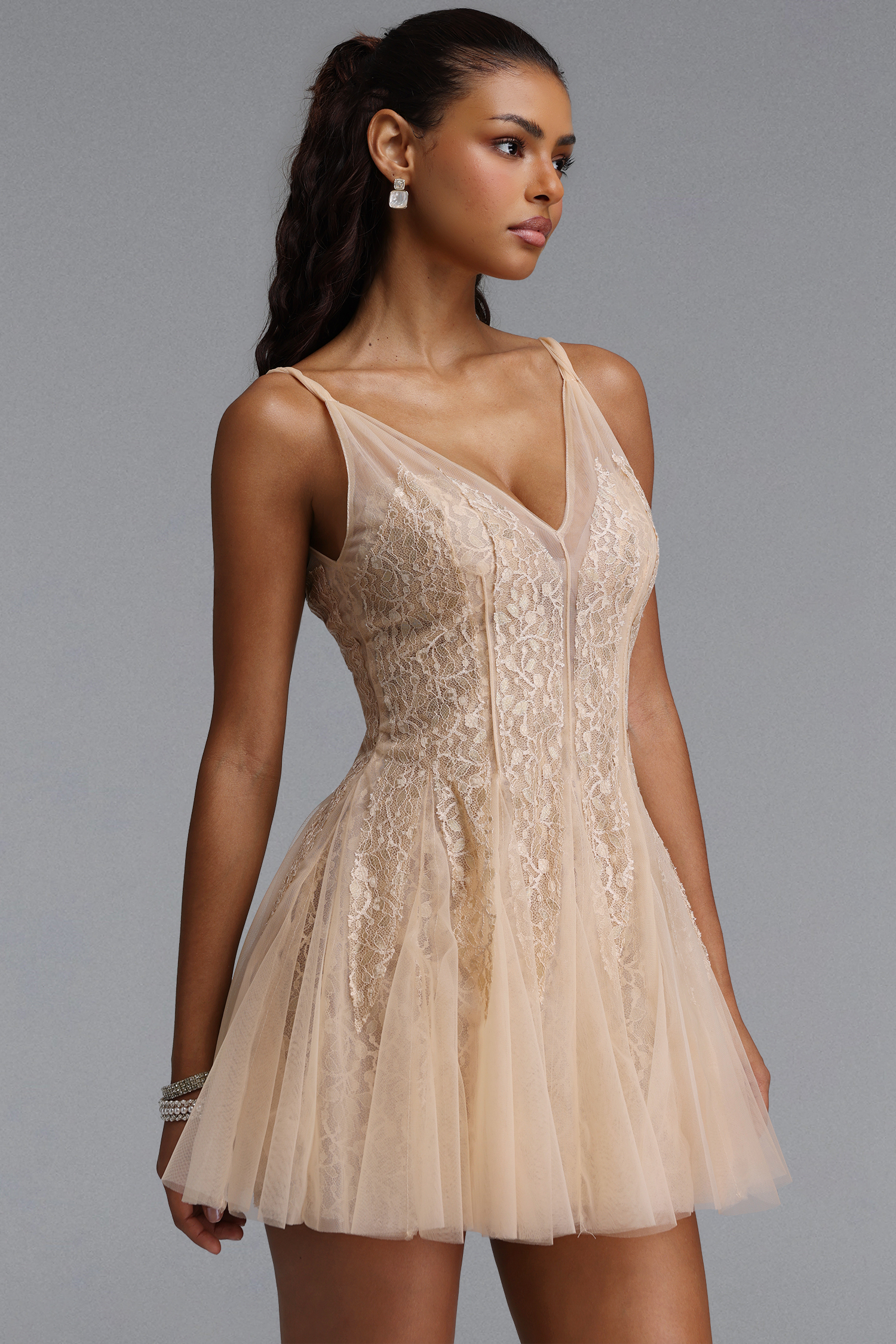 Ezgi Romantic Flowy V Neck Spaghetti Strap Floral Lace Mini Dress