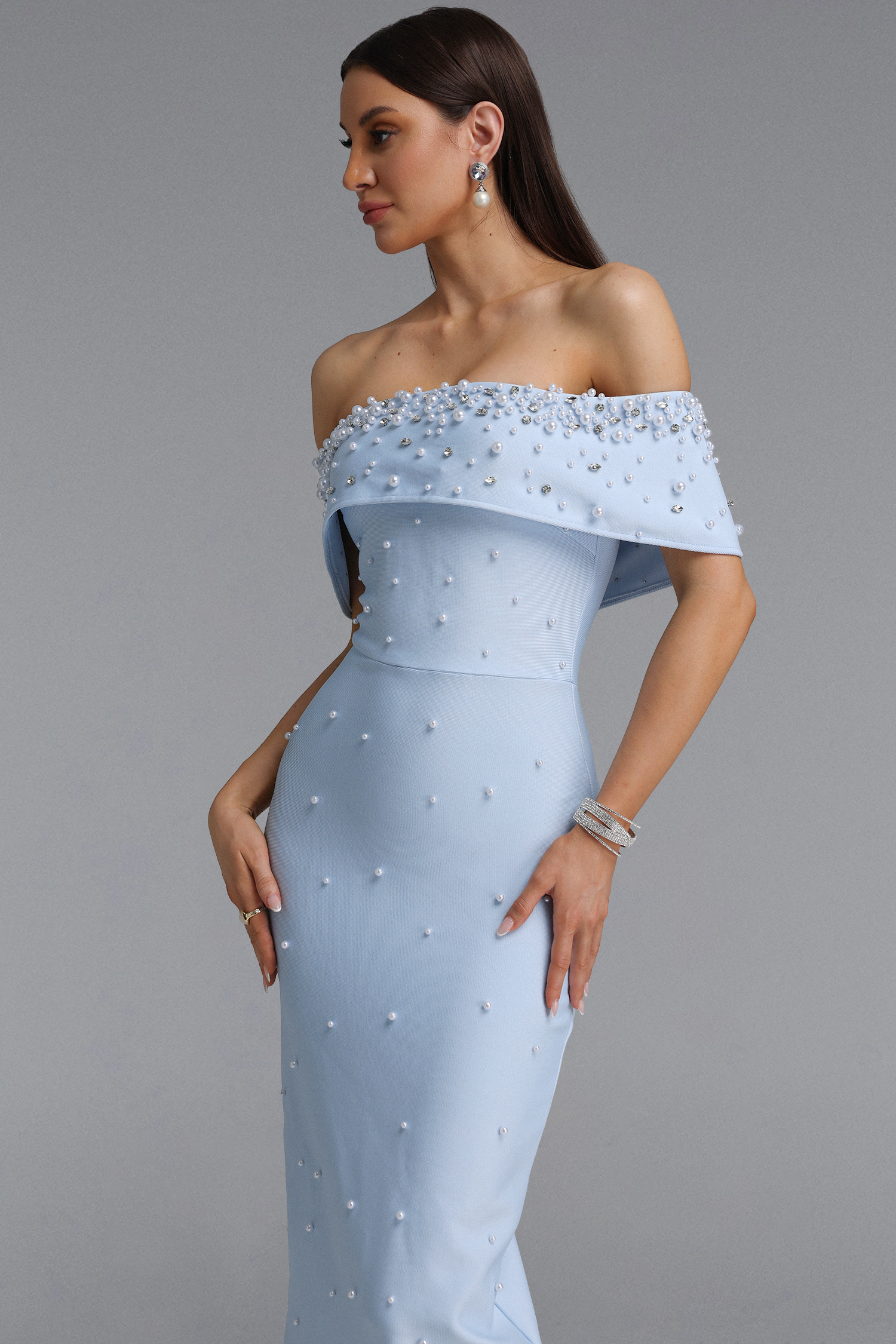 Isme Elegant Contour Off Shoulder Pearl Rhinestone Bandage Maxi Dress