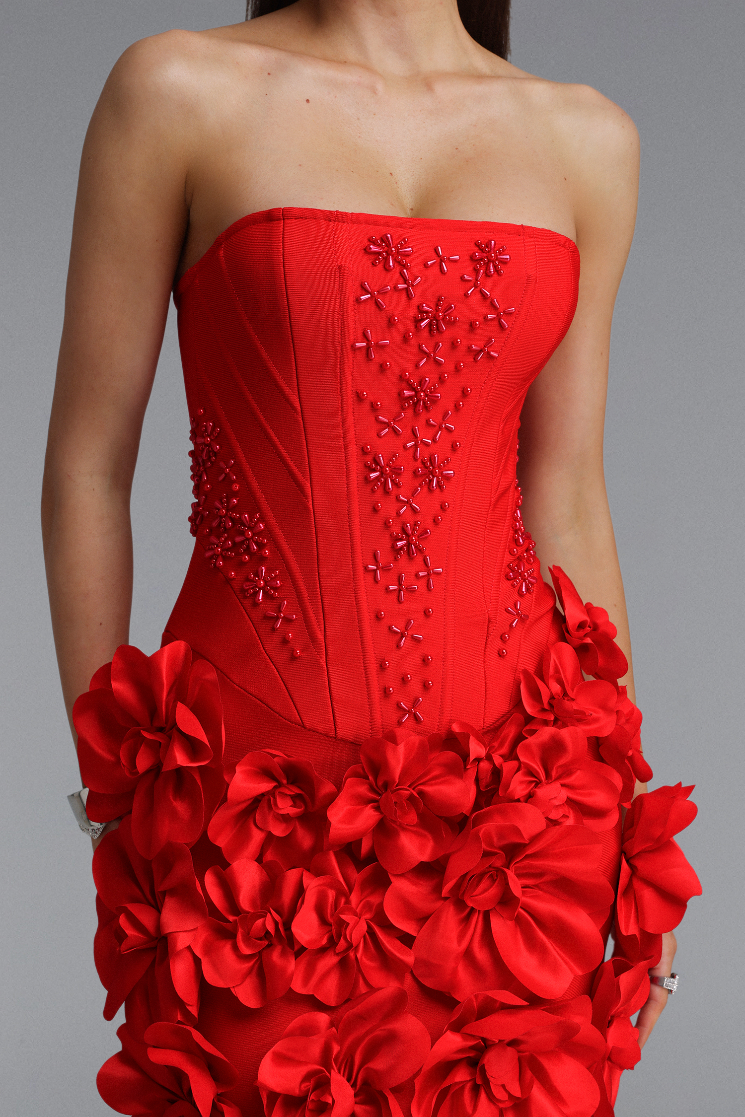Elegant Waist-Cinched Strapless Pearl Floral Red Mini Bandage Dress