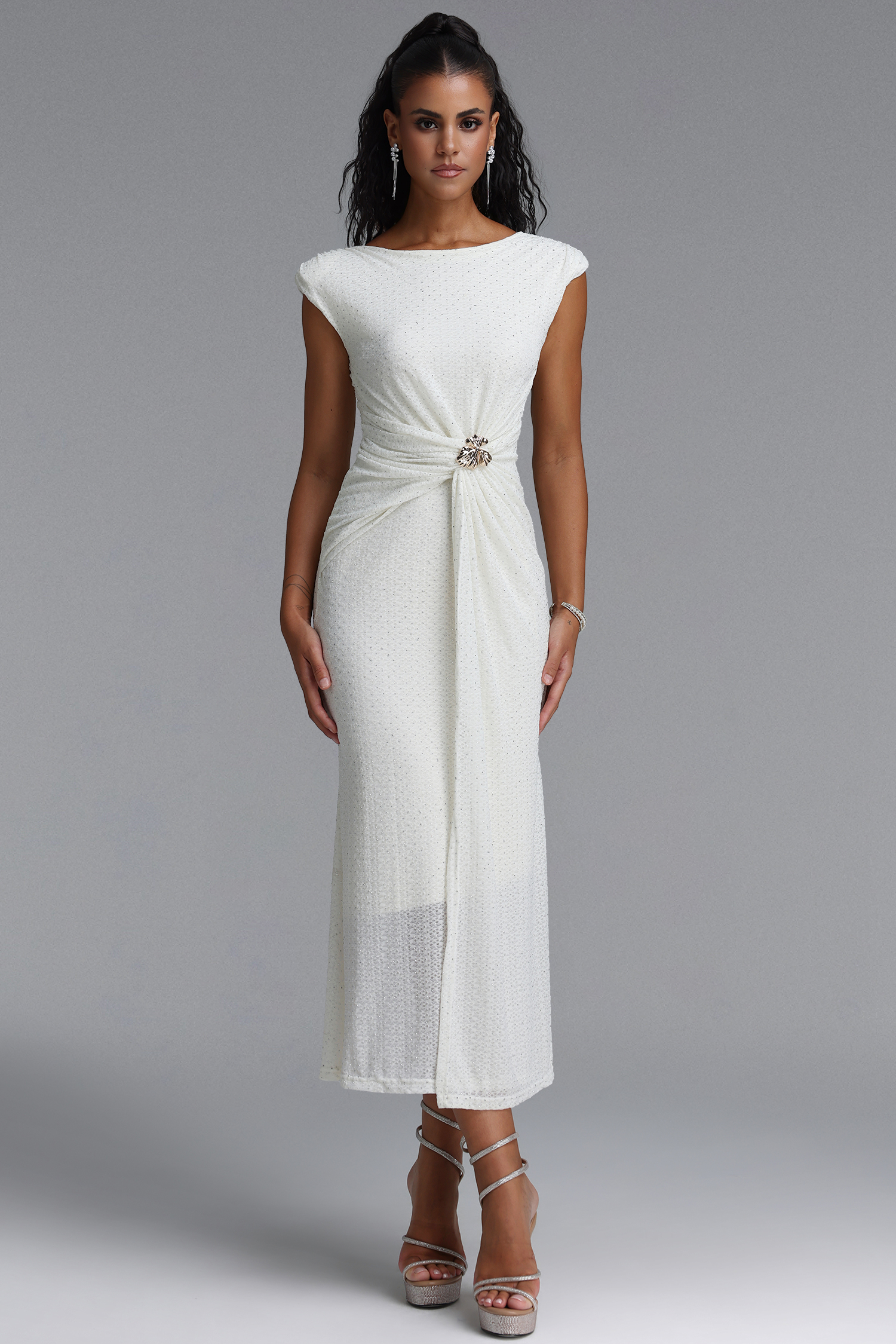 Hzere Elegant Contour Sleeveless Pleated Metal Decor Lace Apricot Maxi Dress
