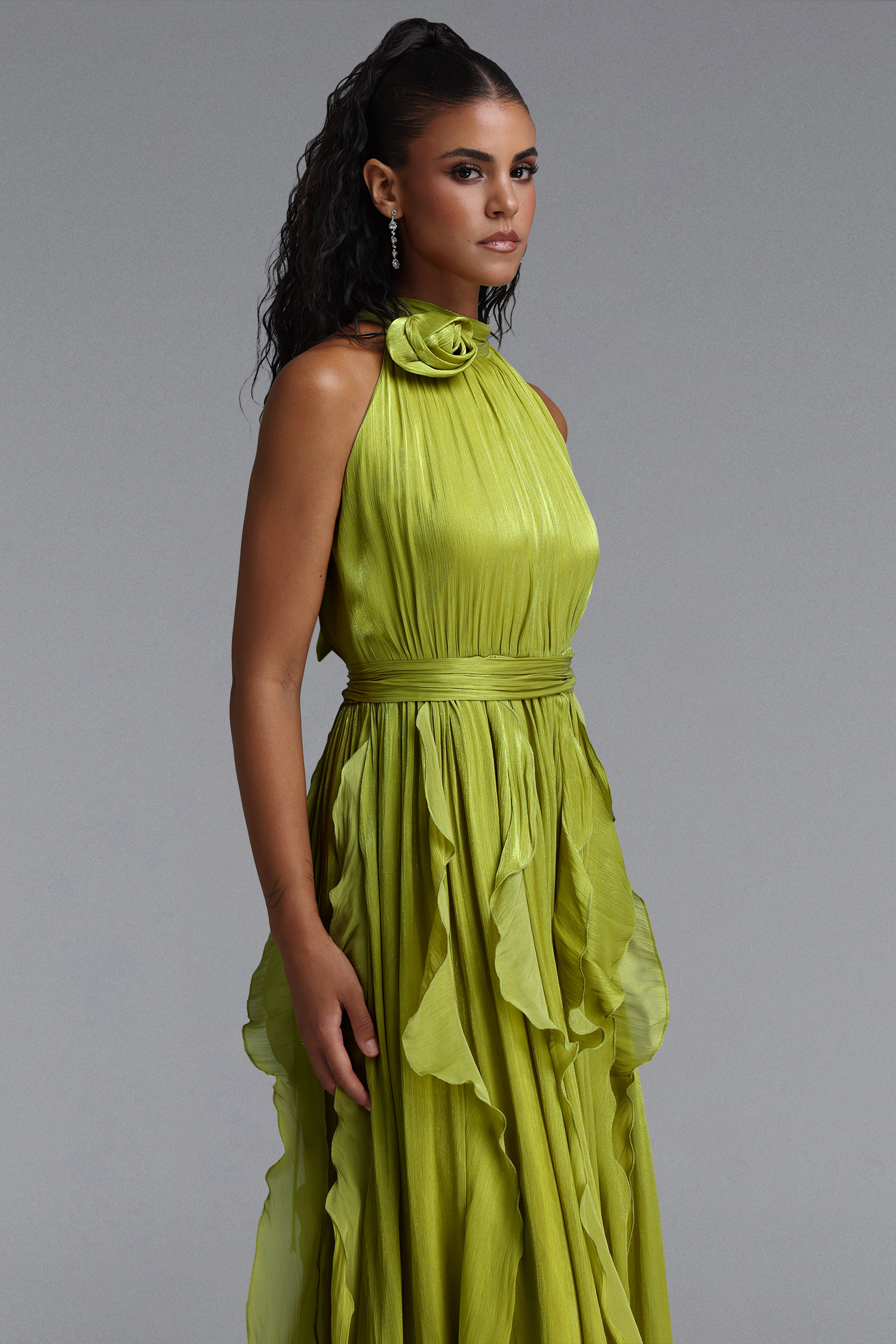 Uano Elegant Halter Rosette Tie Waist Ruffled Maxi Dress