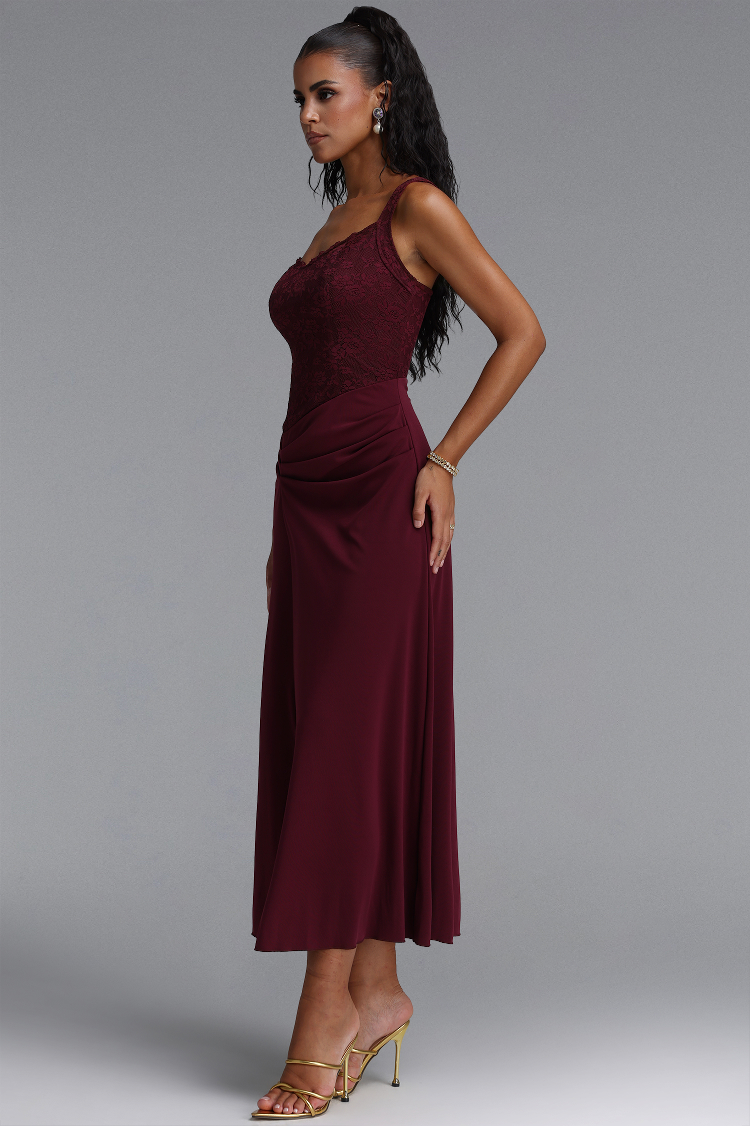 Vira Elegant Cincher Waist Spaghetti Strap Lace Maxi Dress