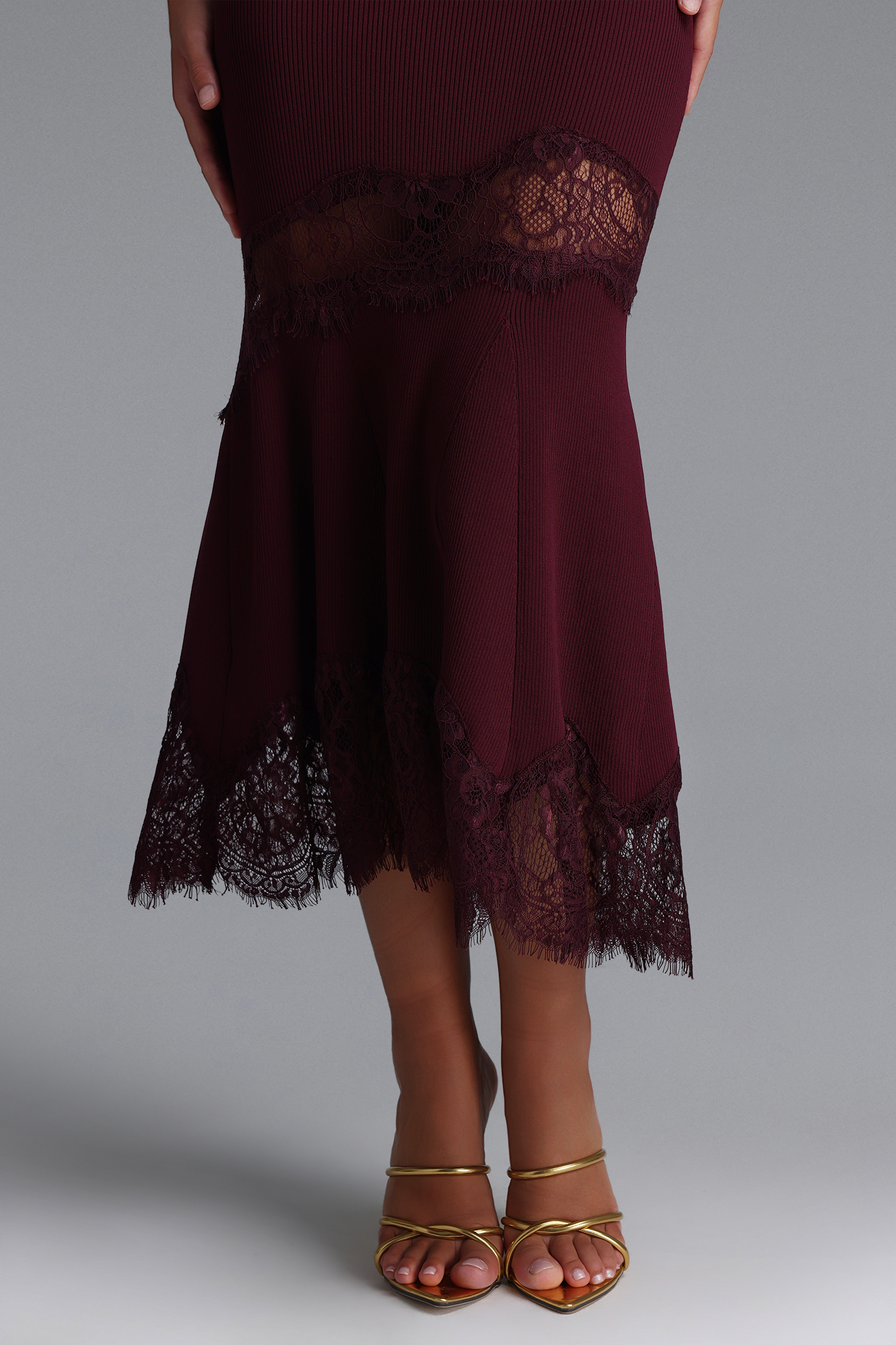 Lexi Vintage Romantic U Neck Lace Panel Knit Maxi Dress