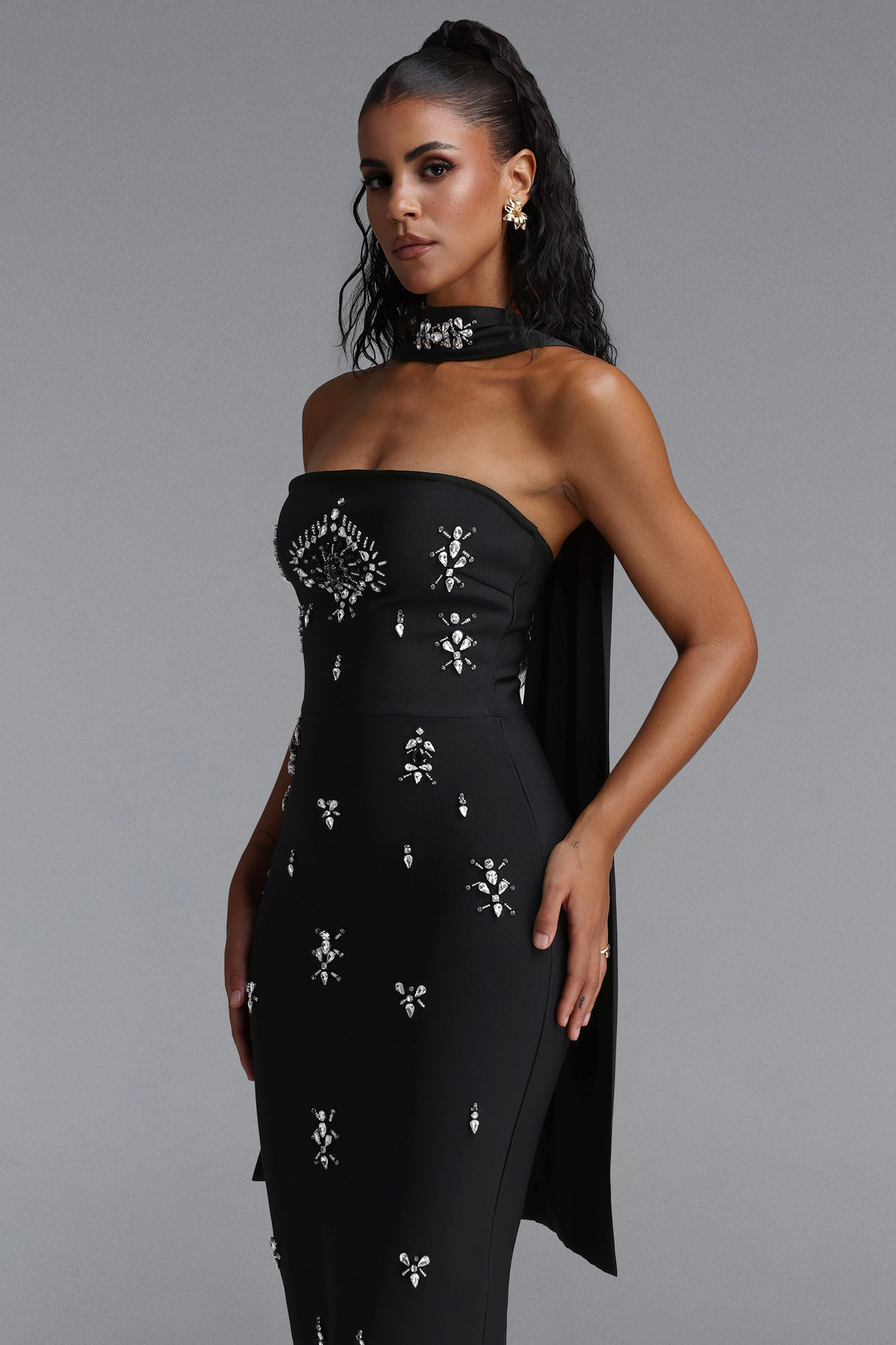 Eurien Glamorous Contour Strapless Floral Bandage Maxi Dress