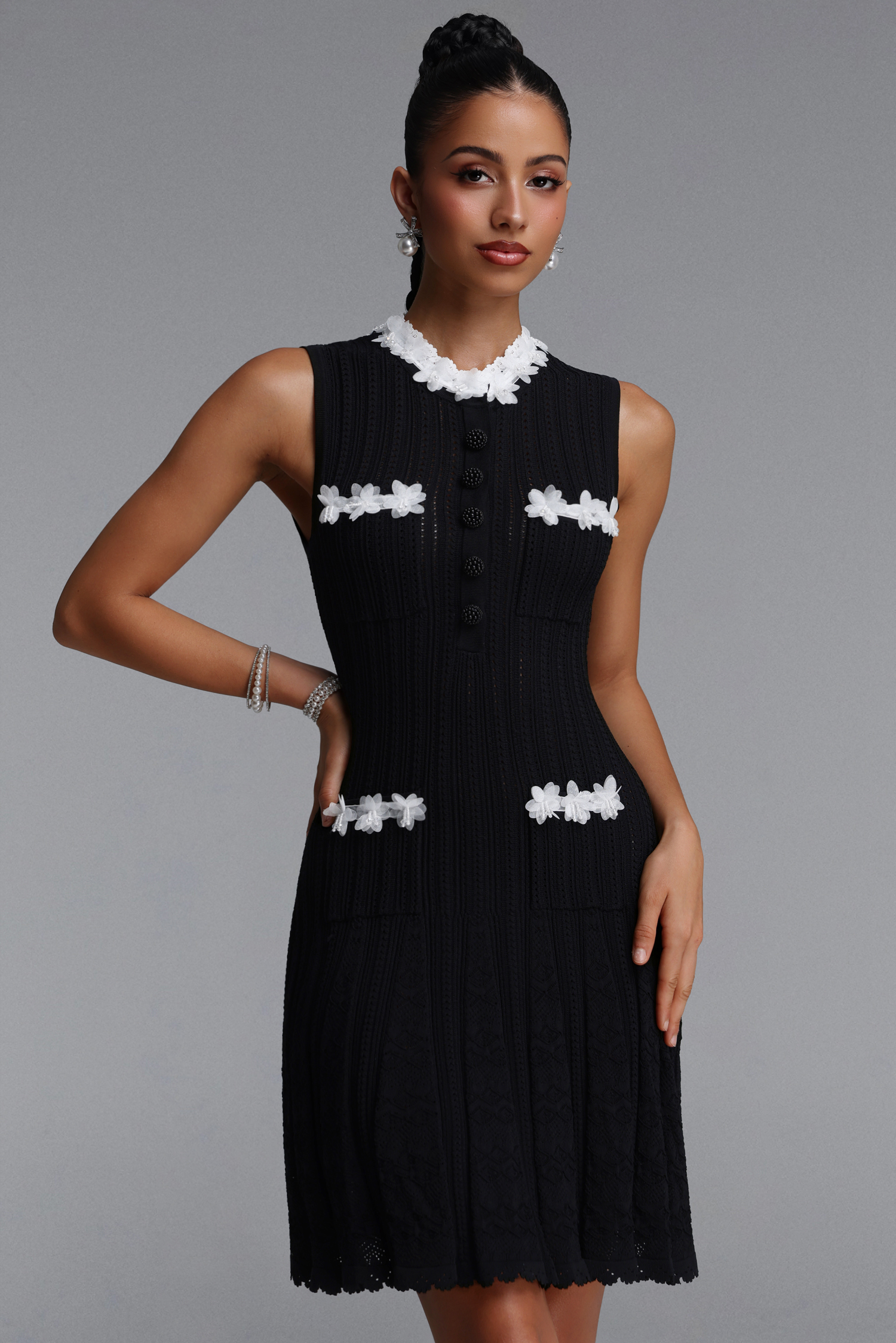Ysabel Chic Contour Sleeveless Floral Knit Mini Dress