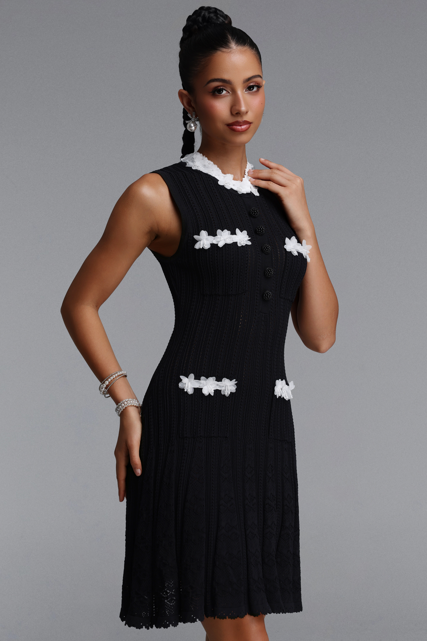 Ysabel Chic Contour Sleeveless Floral Knit Mini Dress