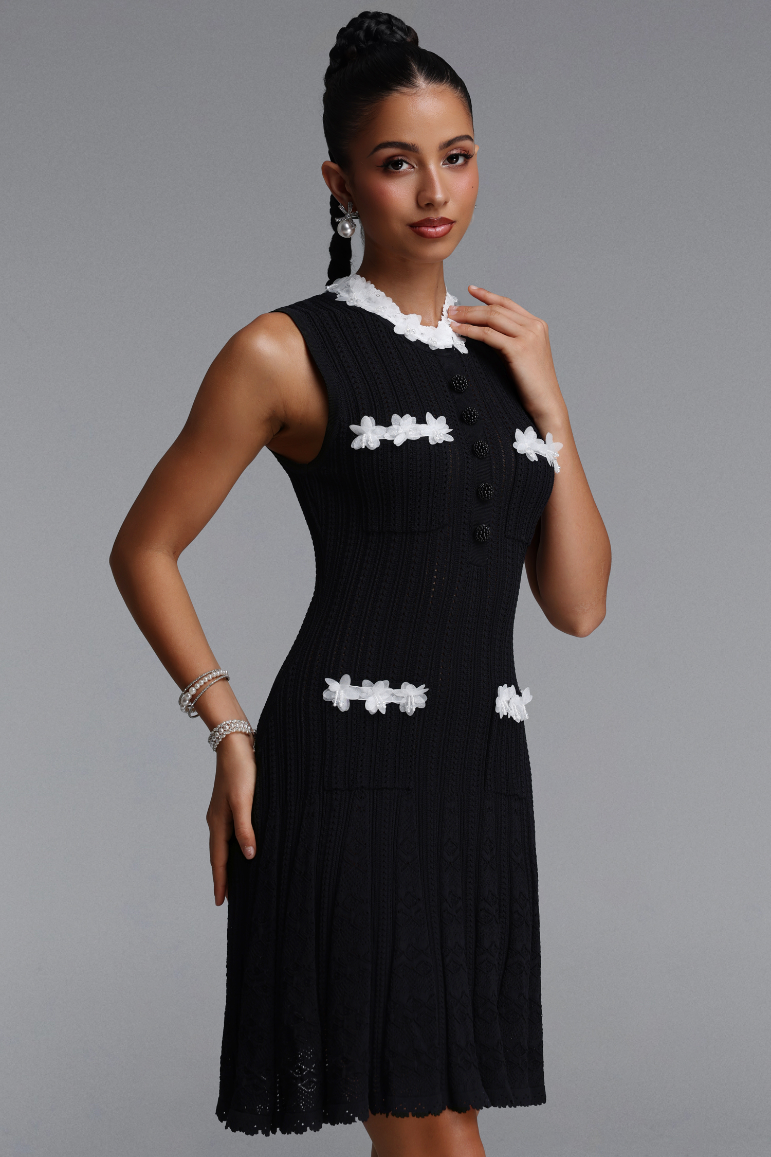 Ysabel Chic Contour Sleeveless Floral Knit Mini Dress