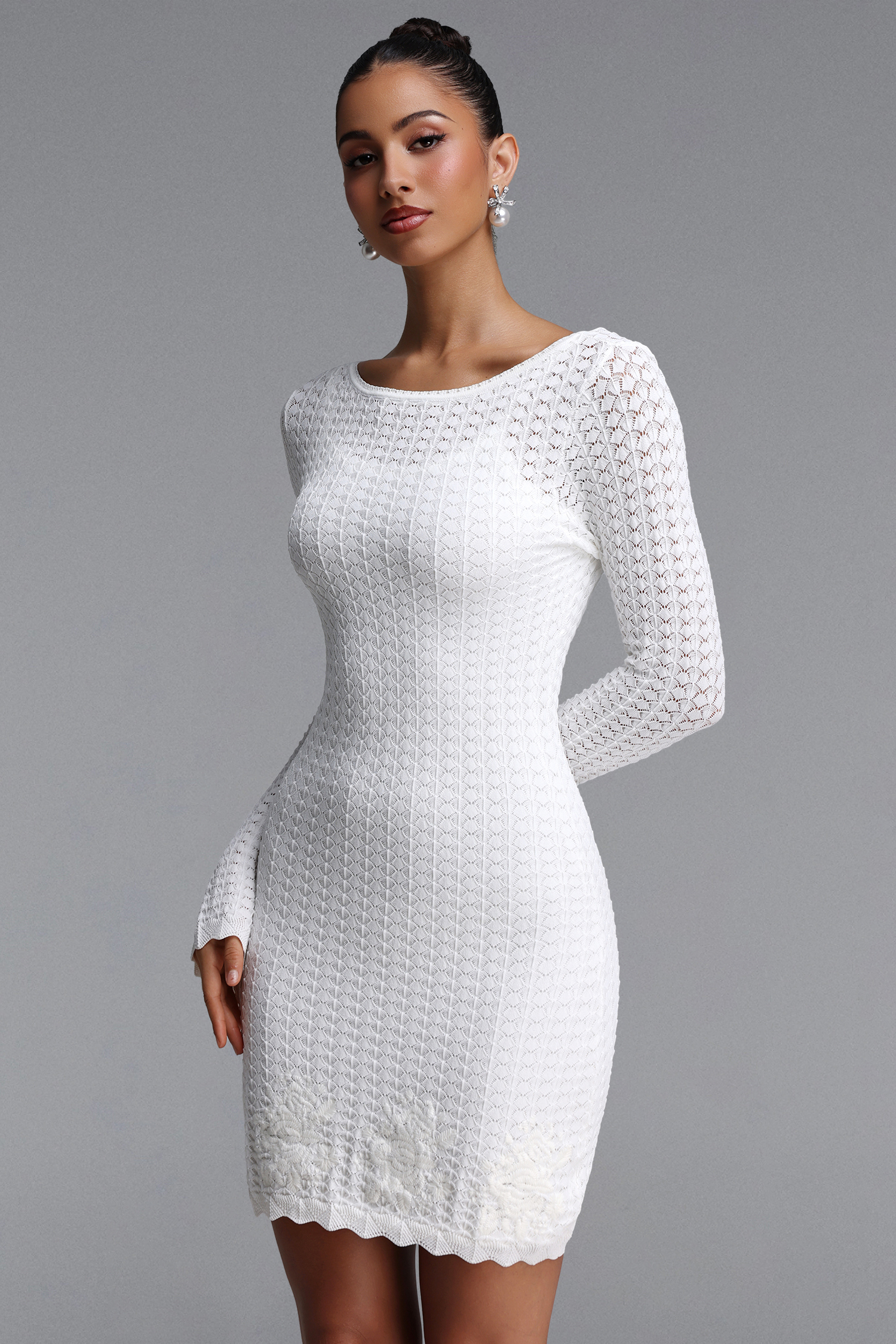 Dasaka Chic Contour Round Neck Long Sleeve Floral Knit Mini Dress