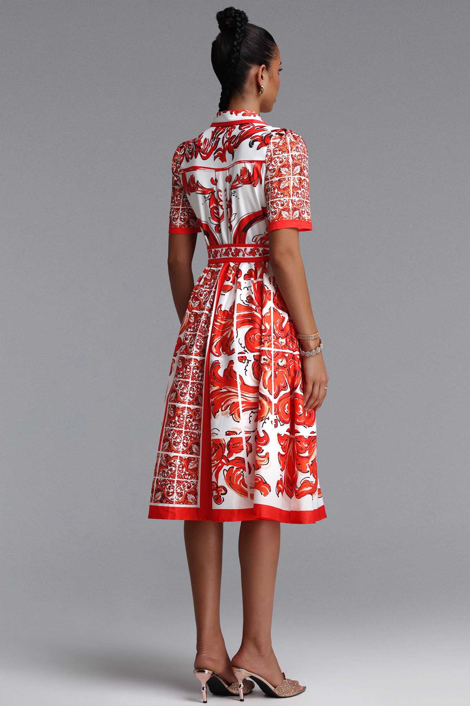 Okama Romantic Flowy Short Sleeve Floral Print Woven Midi Dress