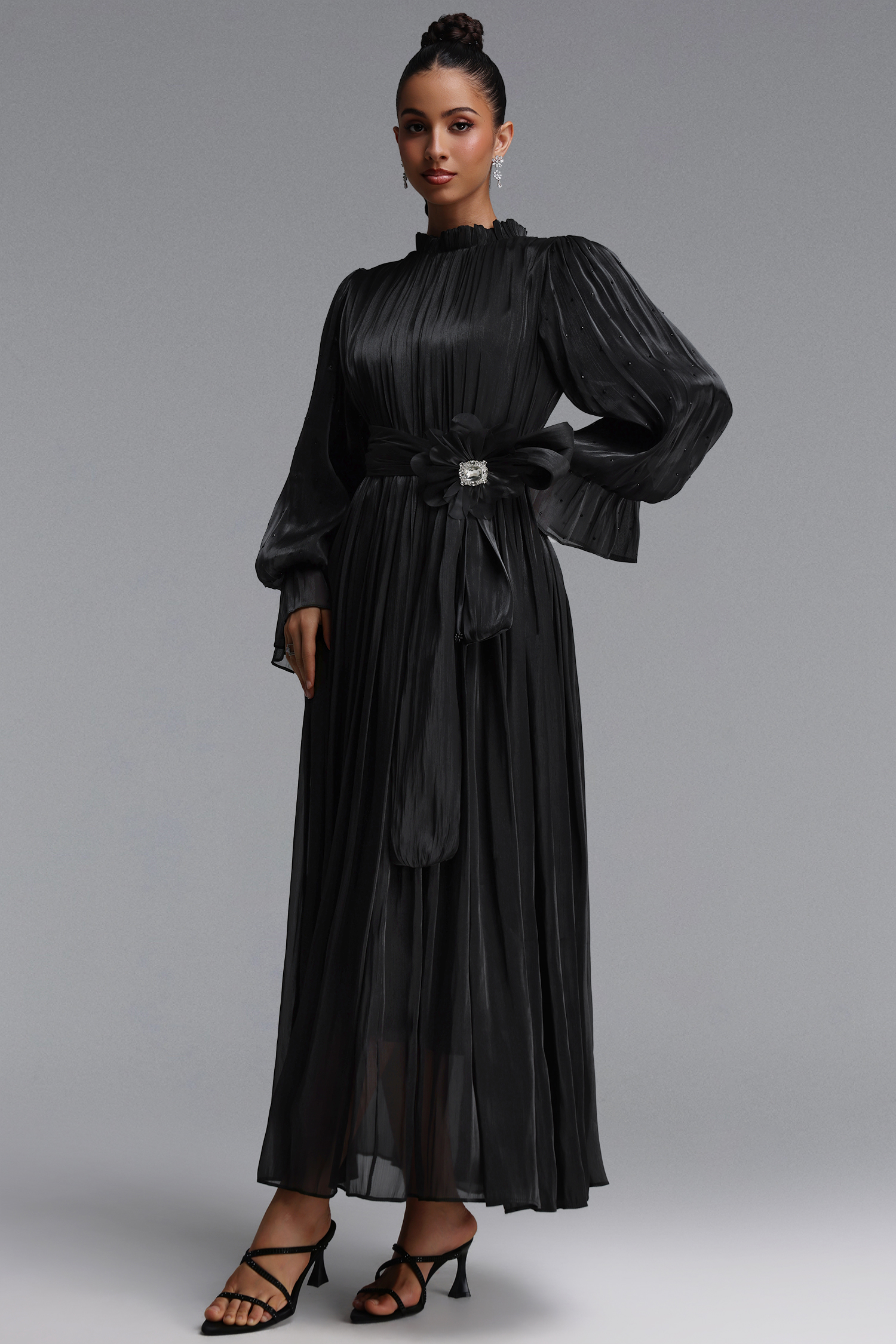 Ikira Resort Flowy Long Sleeve Pleated Floral Satin Black Maxi Dress