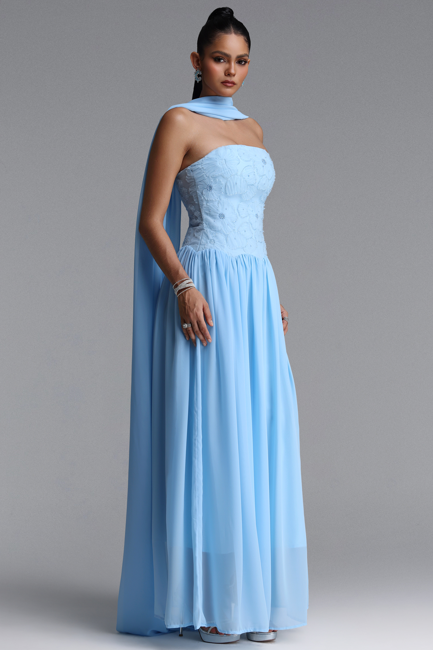 Lacai Elegant Strapless Floral Embroidered Chiffon Maxi Dress