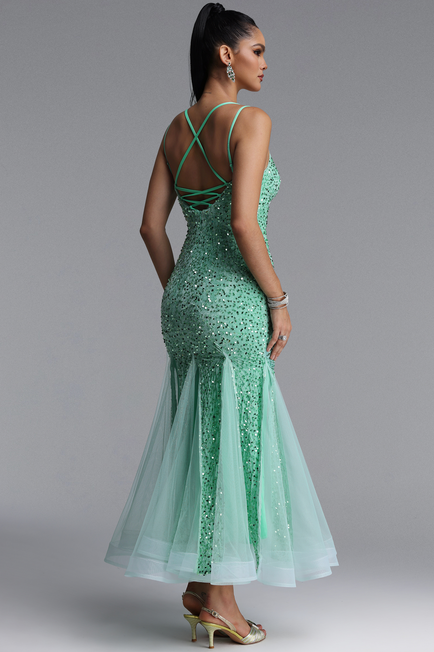 Vivian Romantic Contour V Neck Sequin Green Maxi Dress