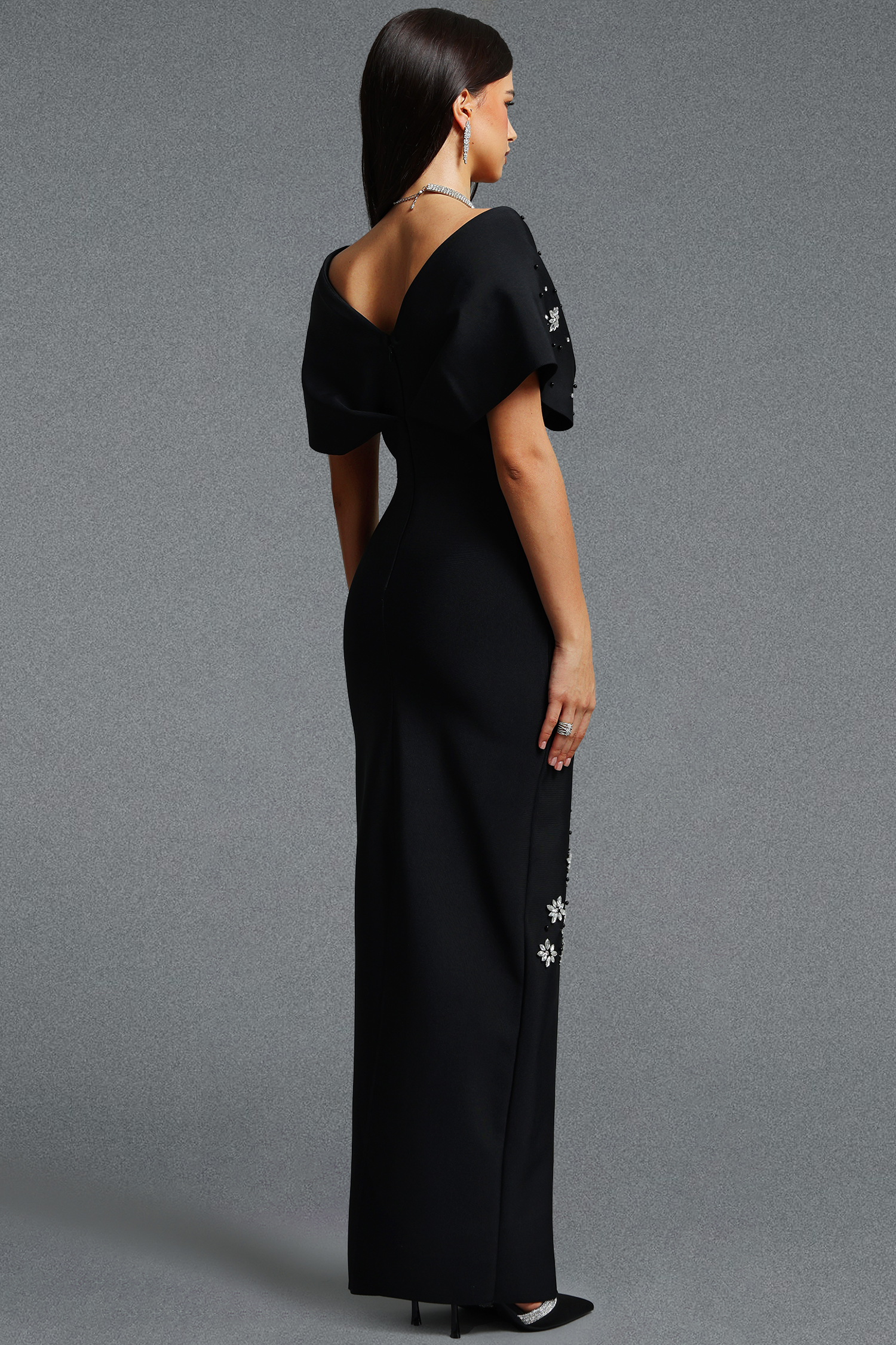 Ternan Classic V Neck Sleeveless Rhinestone Floral Bandage Maxi Dress