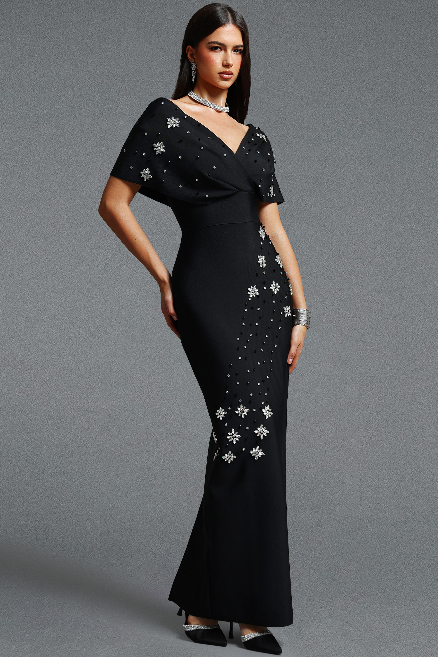Ternan Classic V Neck Sleeveless Rhinestone Floral Bandage Maxi Dress