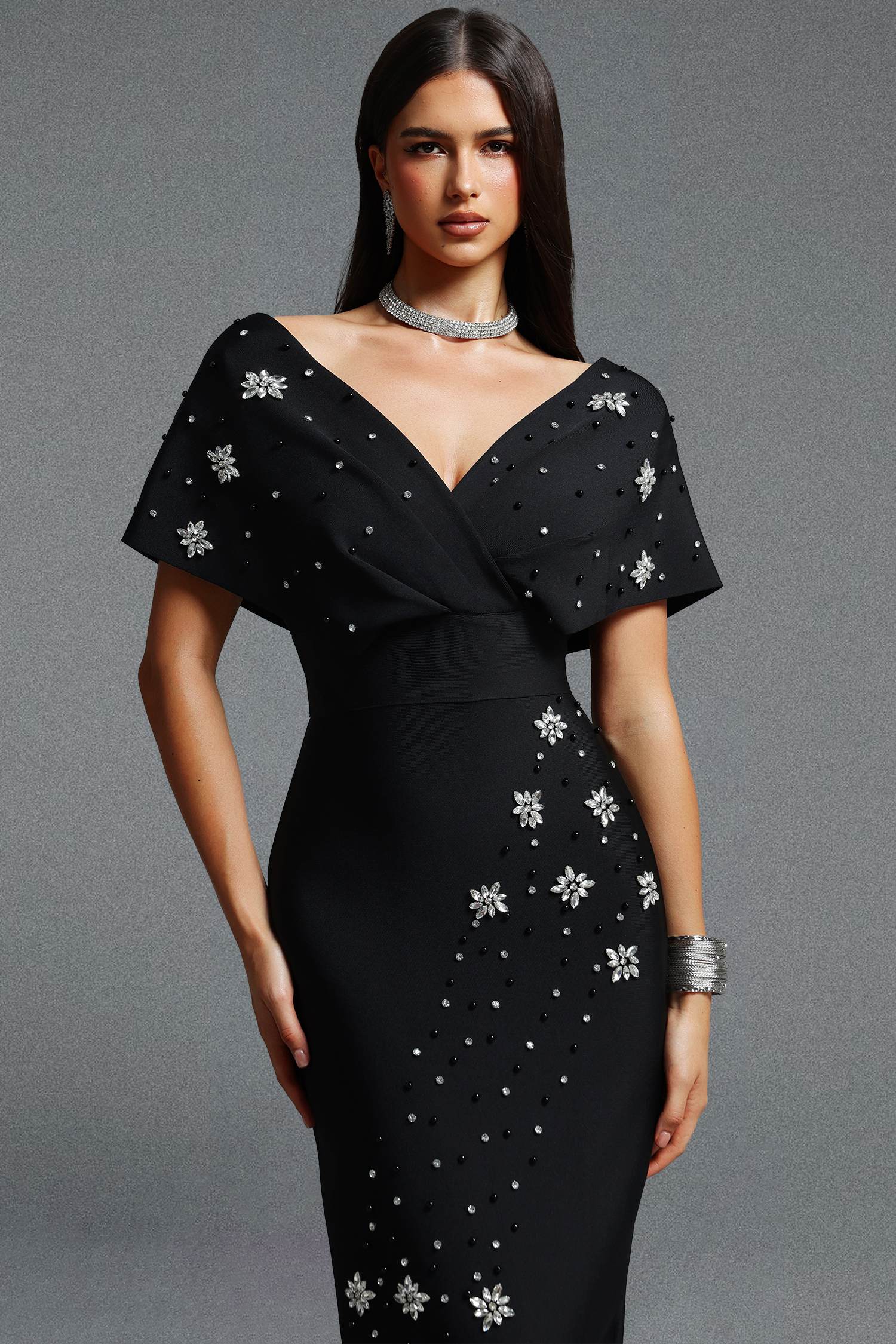 Ternan Classic V Neck Sleeveless Rhinestone Floral Bandage Maxi Dress