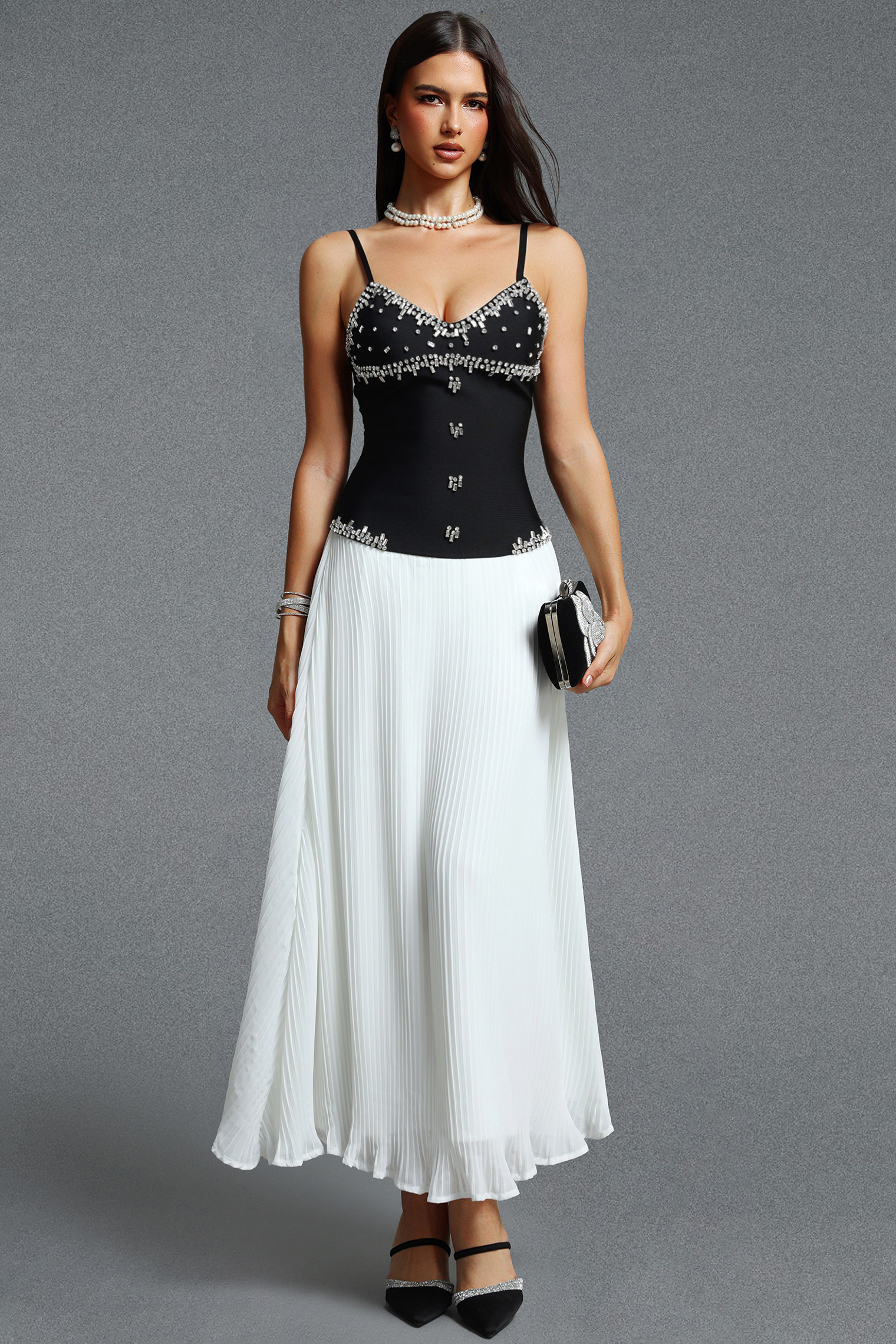 Yaen Classic V Neck Spaghetti Strap Rhinestone Pleated Bandage Maxi Dress