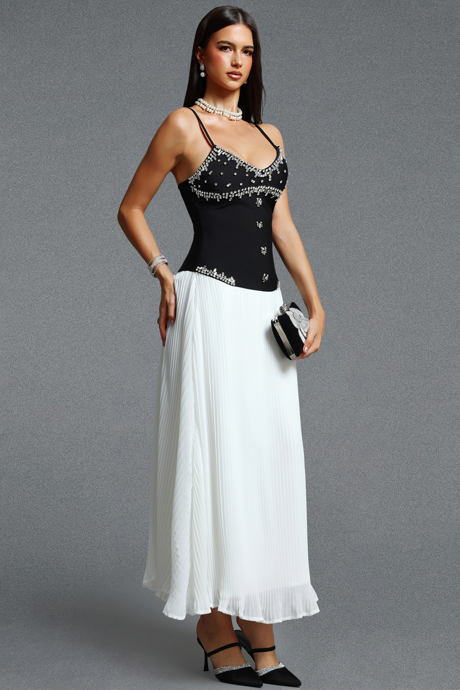 Yaen Classic V Neck Spaghetti Strap Rhinestone Pleated Bandage Maxi Dress