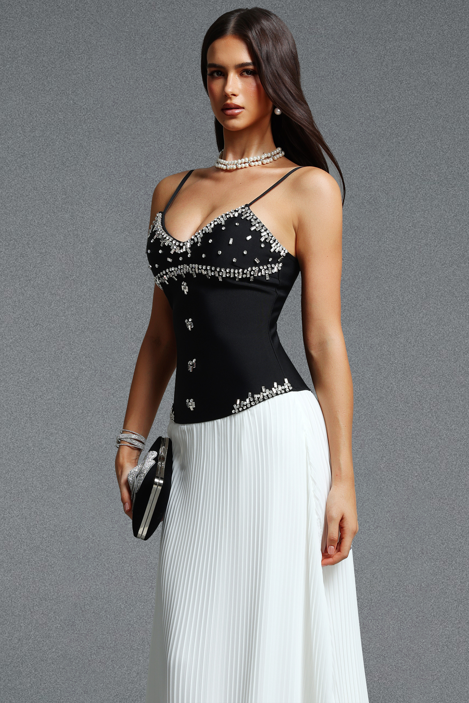Yaen Classic V Neck Spaghetti Strap Rhinestone Pleated Bandage Maxi Dress
