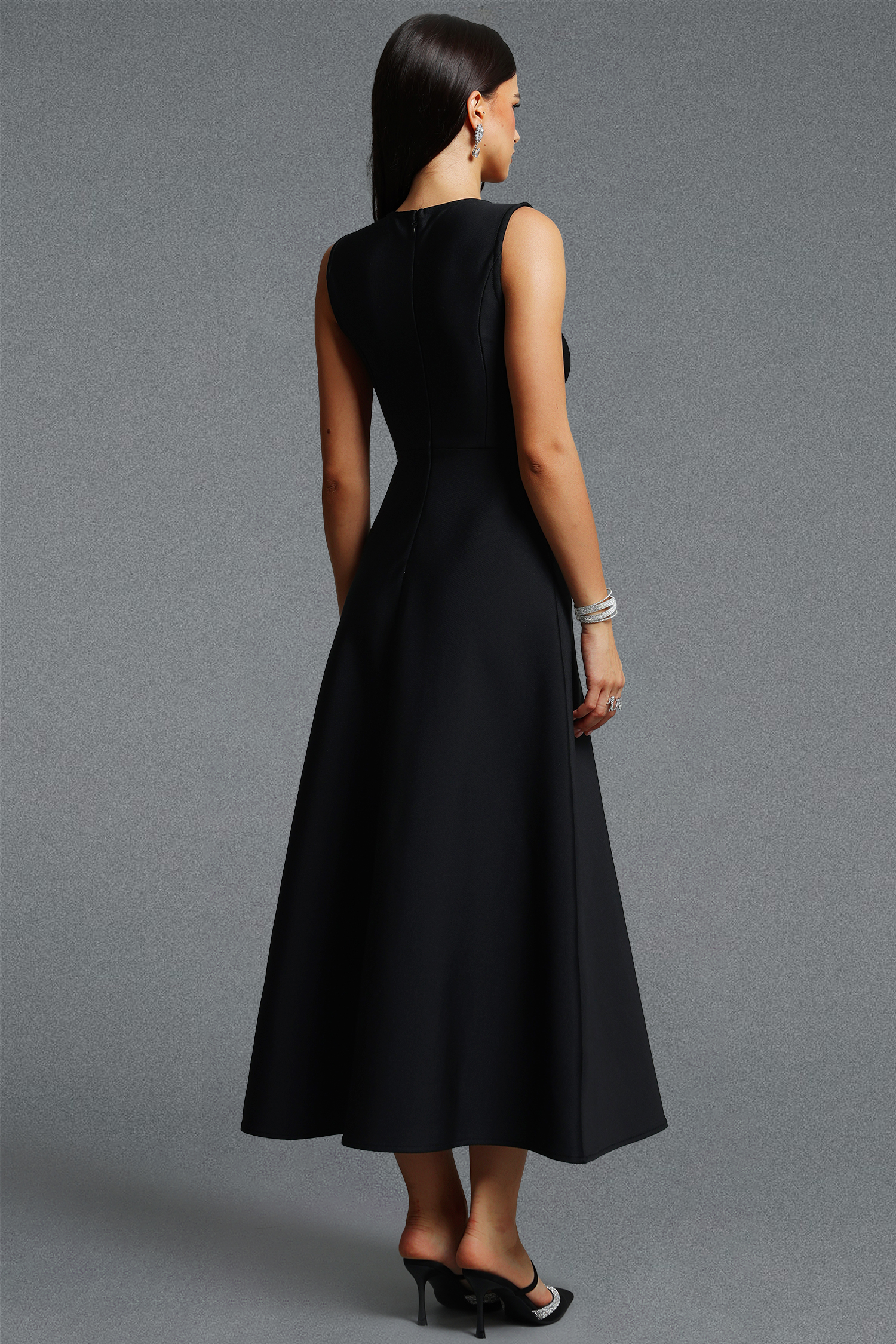 Krystal Elegant Round Neck Sleeveless Floral Beaded Bandage Midi Dress