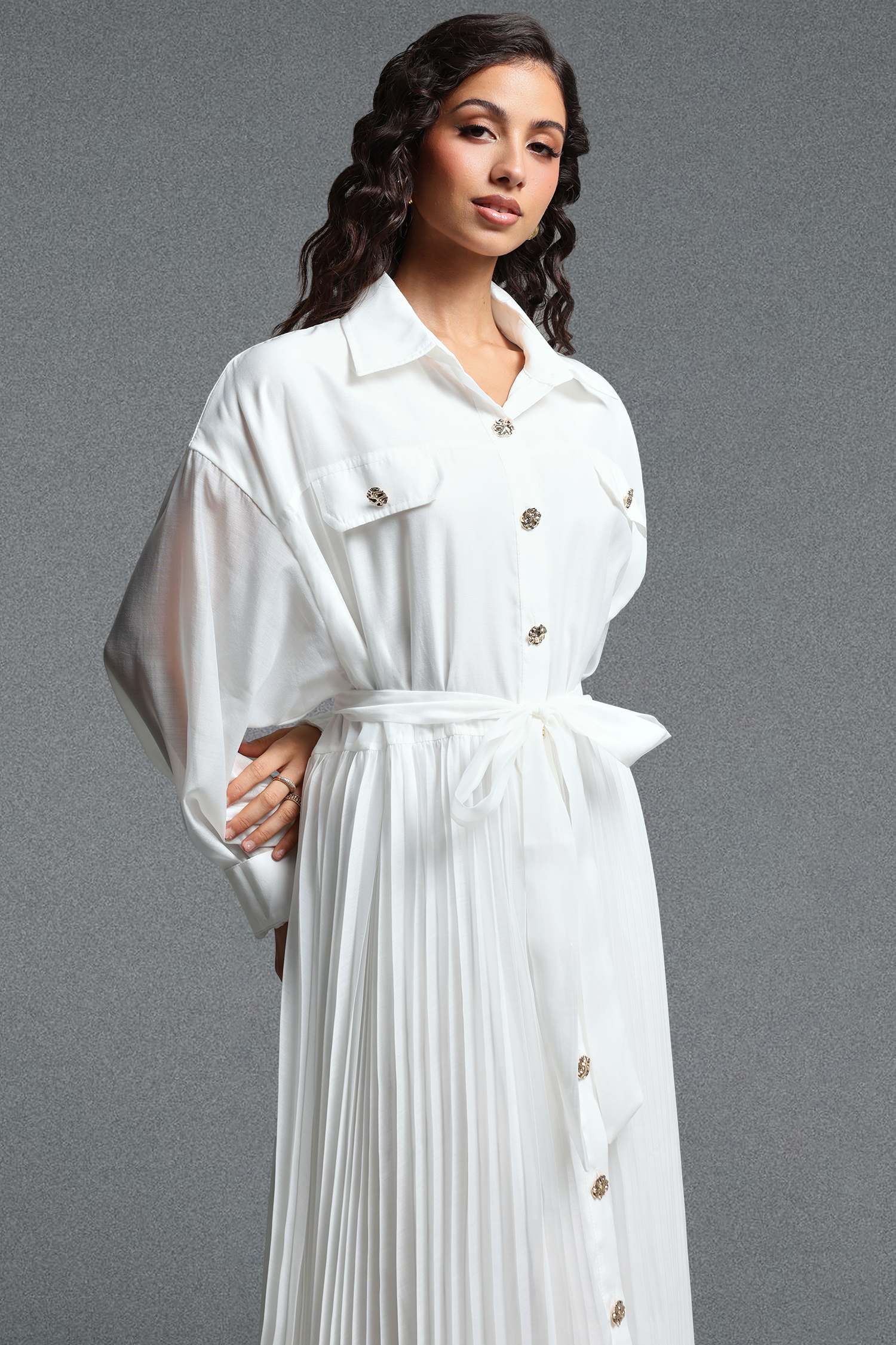 Vali Resort Flowy Long Sleeve Woven Maxi Dress