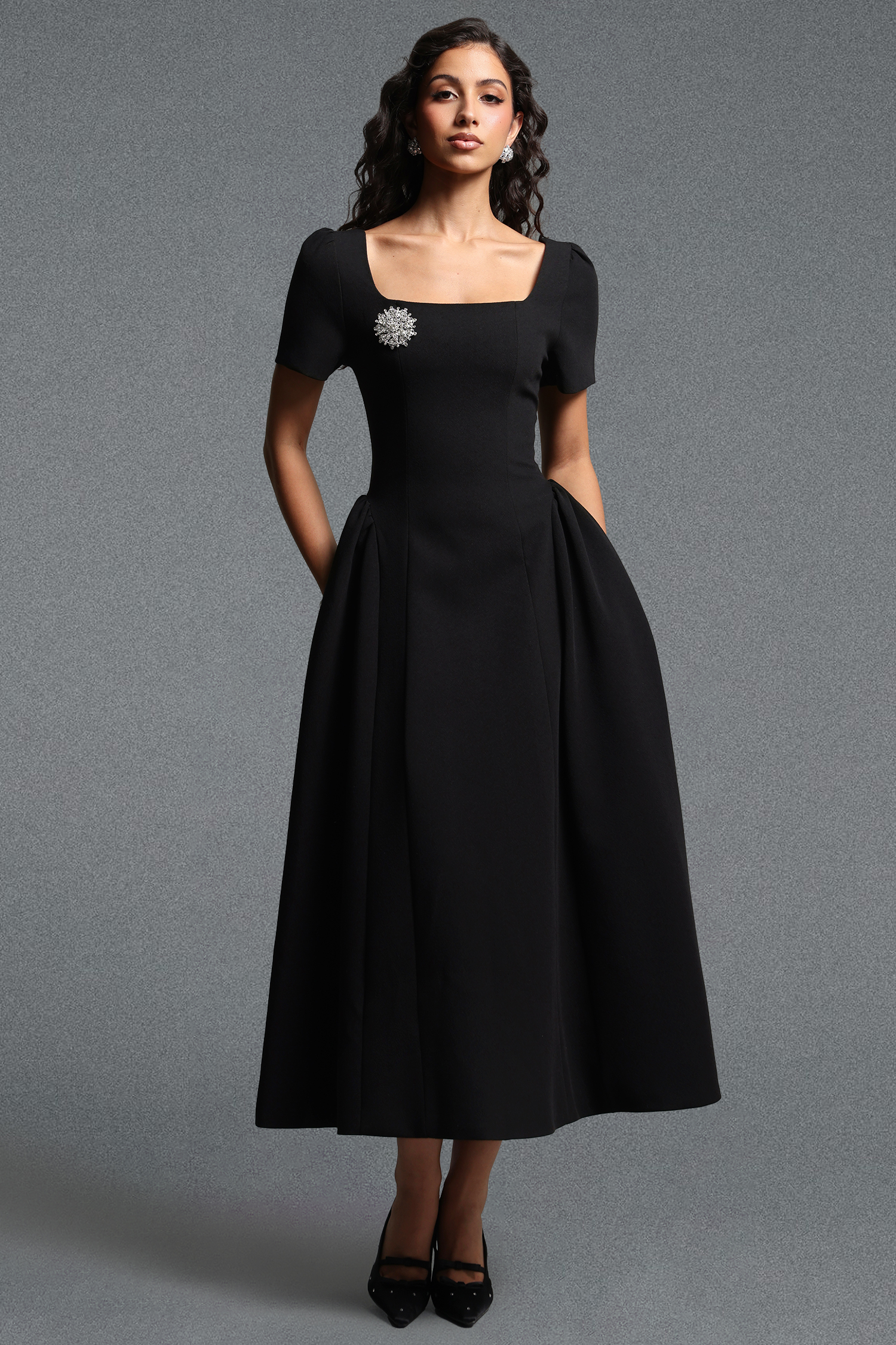 Verza Elegant Tailored Short Sleeve Rhinestone Woven Black Maxi Dress