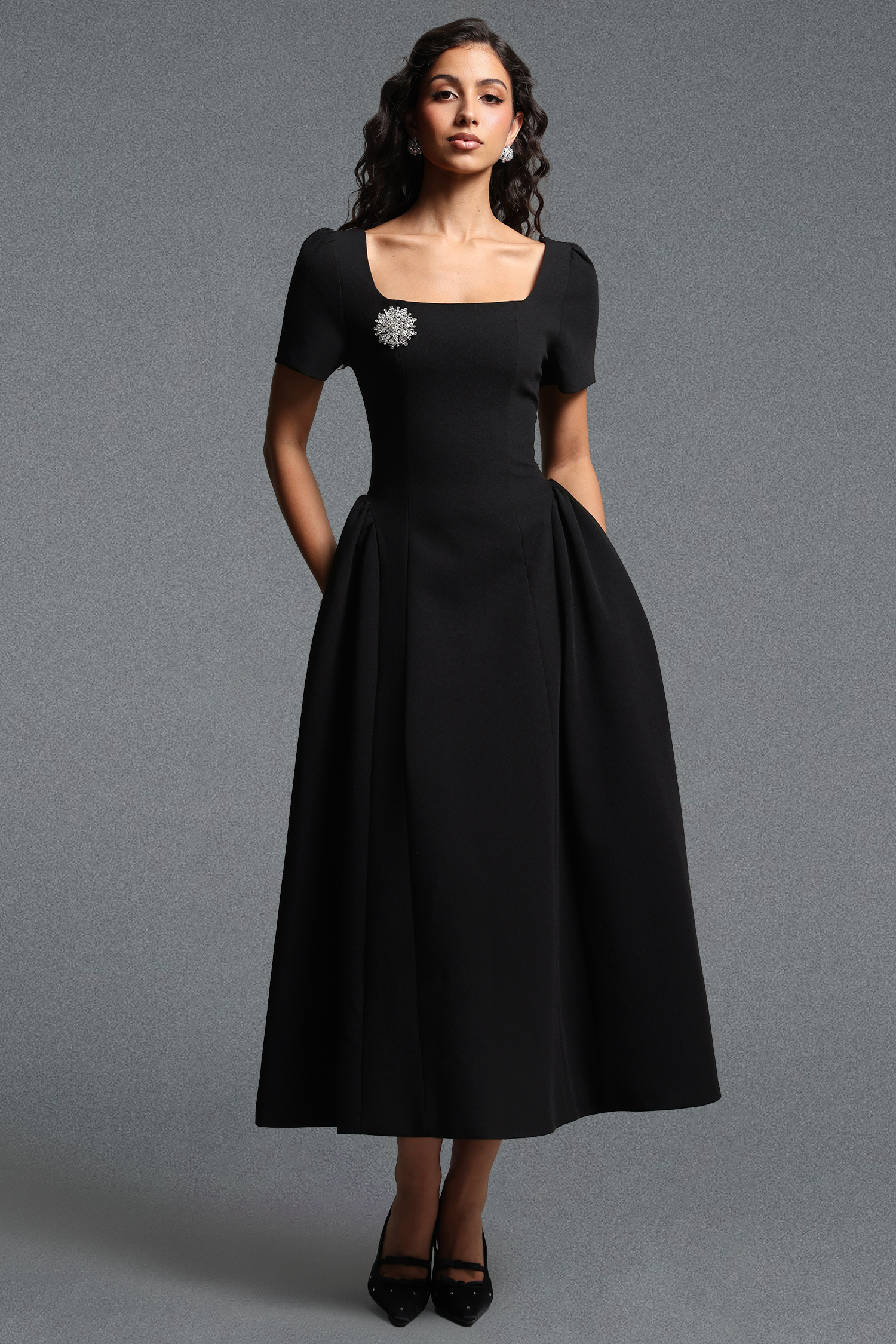 Verza Elegant Tailored Short Sleeve Rhinestone Woven Black Maxi Dress