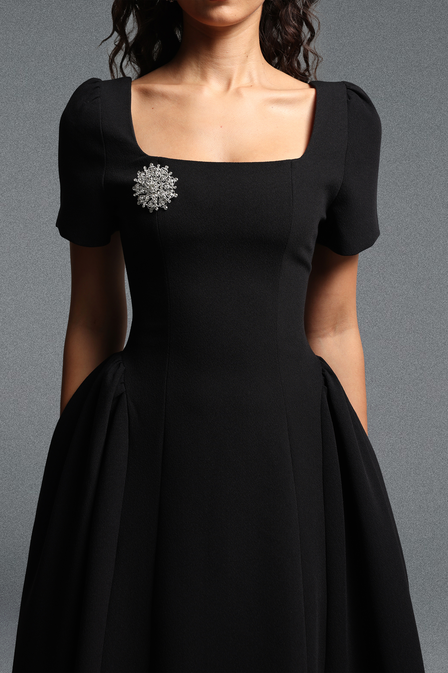 Verza Elegant Tailored Short Sleeve Rhinestone Woven Black Maxi Dress