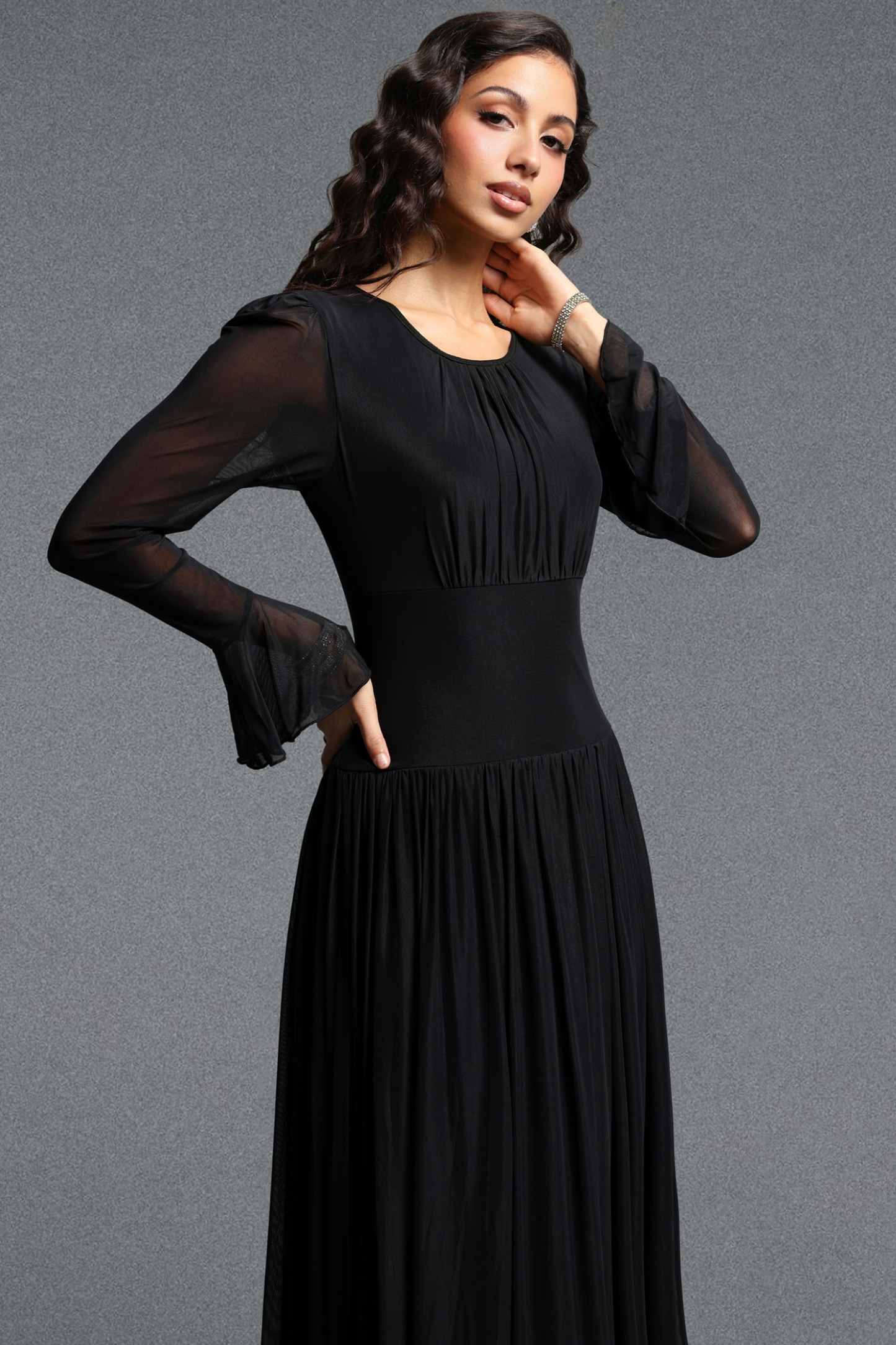 Kyra Classic Flowy Round Neck Long Sleeve Chiffon Maxi Dress