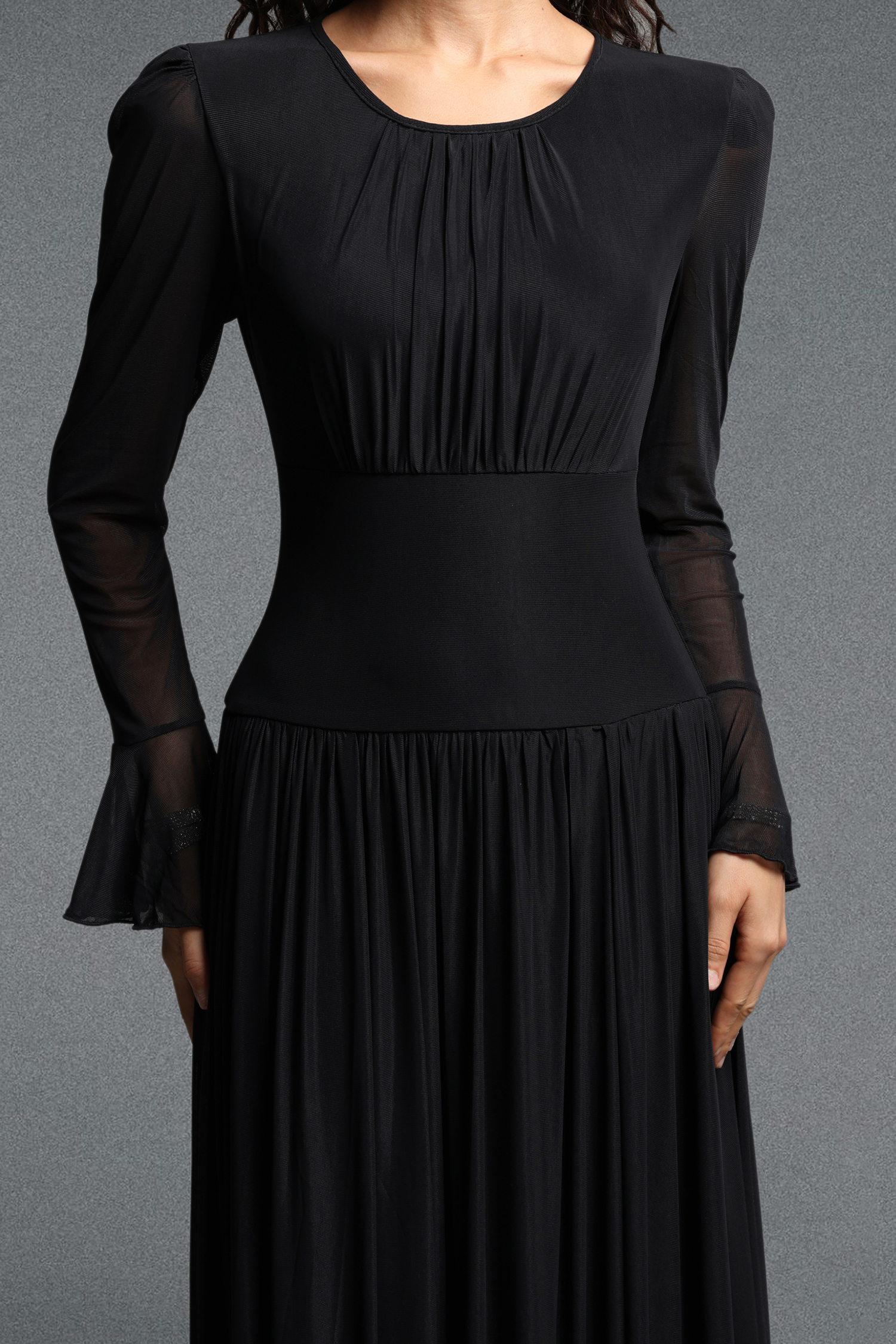 Kyra Classic Flowy Round Neck Long Sleeve Chiffon Maxi Dress
