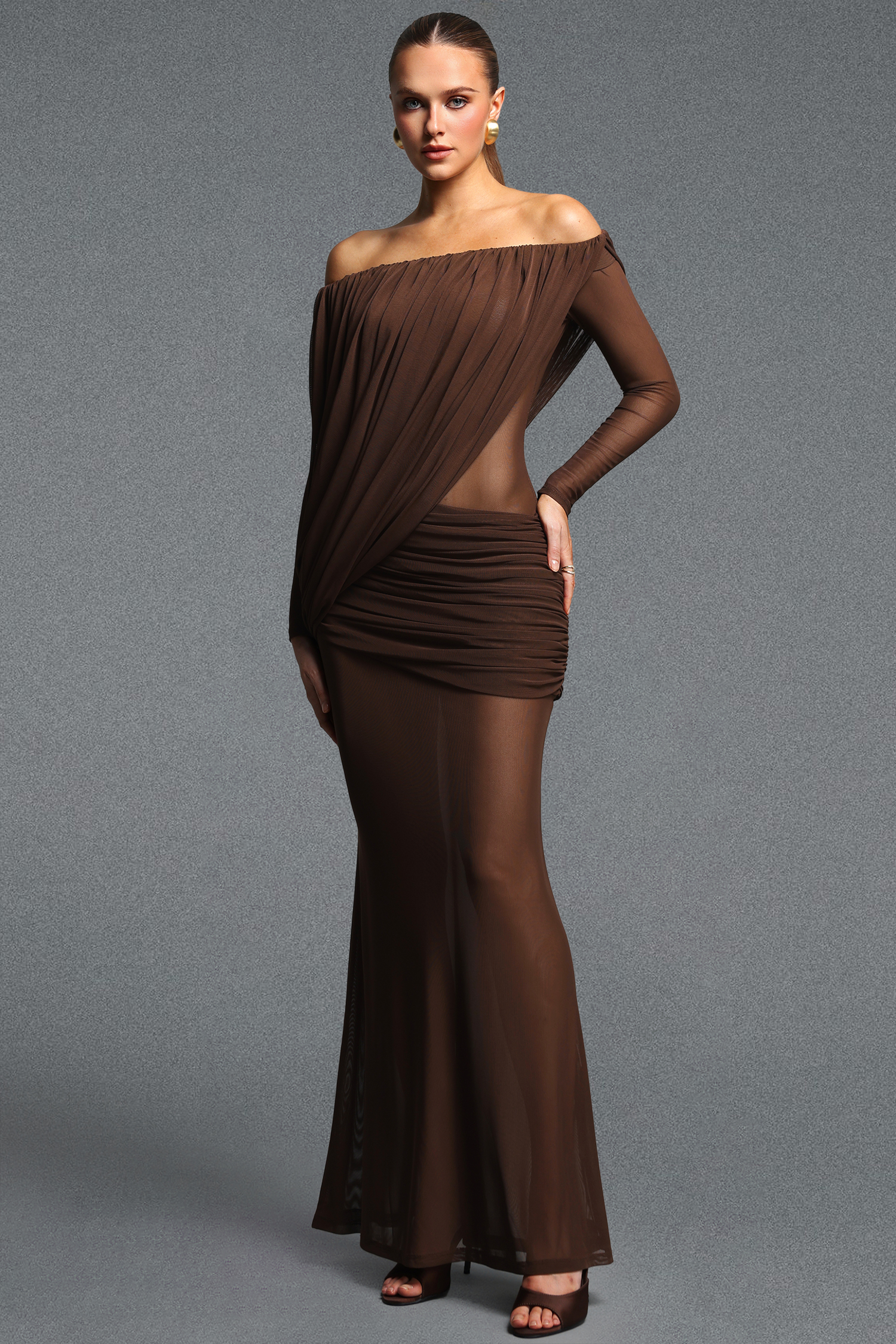 Uano Elegant Luxurious Off Shoulder Long Sleeve Ruched Knit Brown Maxi Dress