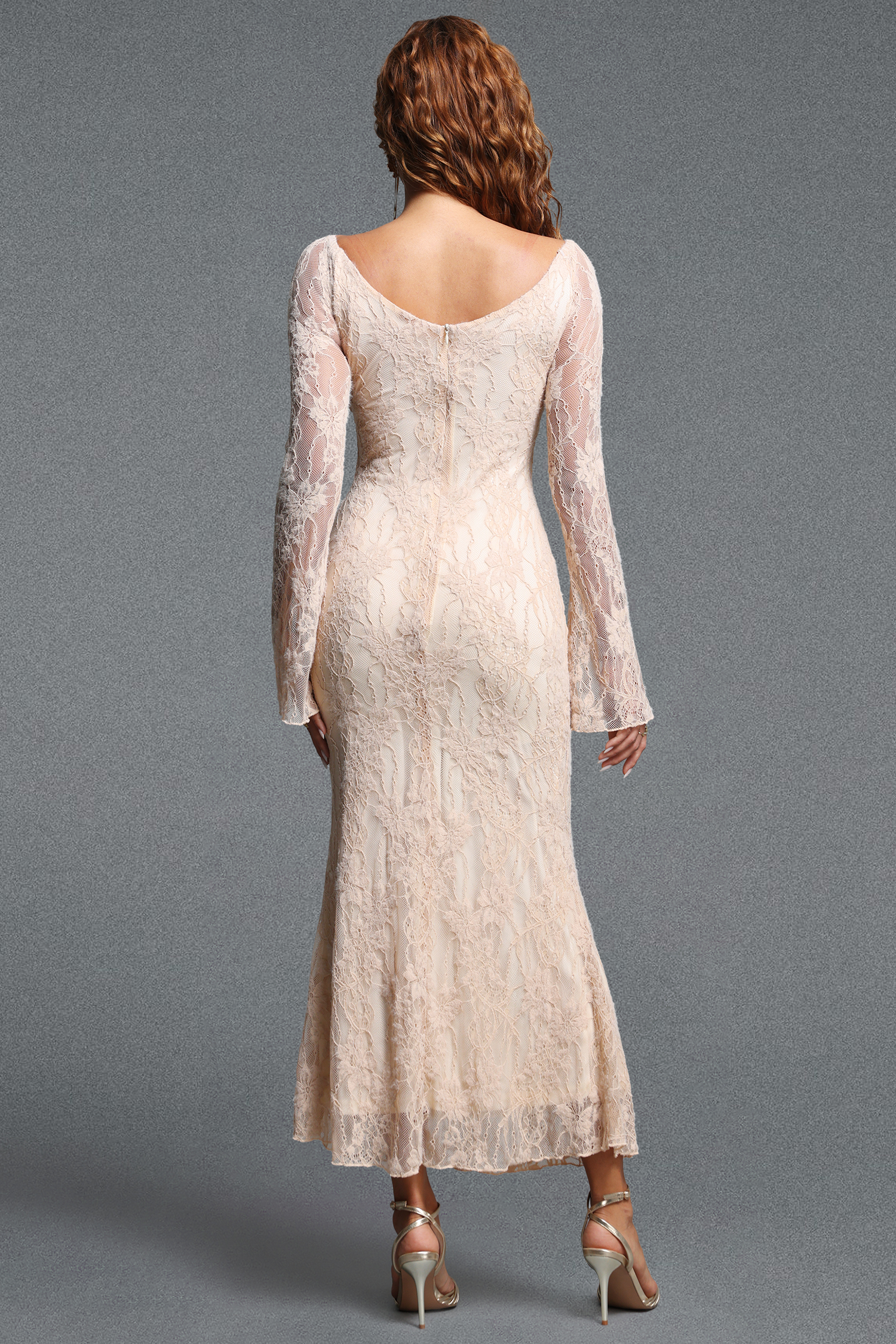 Erryn Romantic Contour V-Neck Long Sleeve Bow Tie Lace Maxi Dress