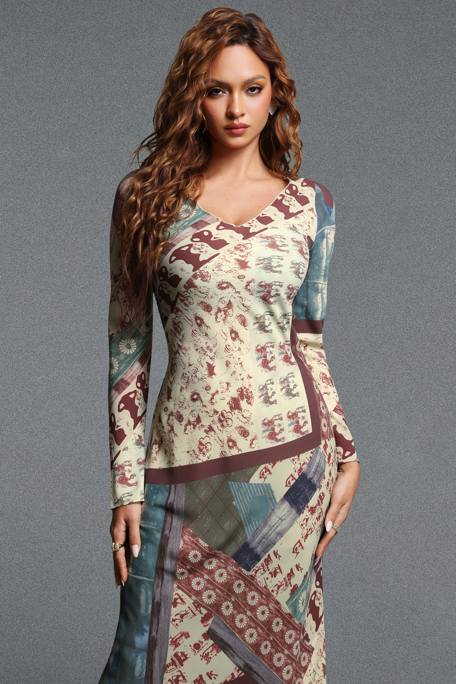 Saha Elegant Flowy V-Neck Long Sleeve Print Maxi Dress