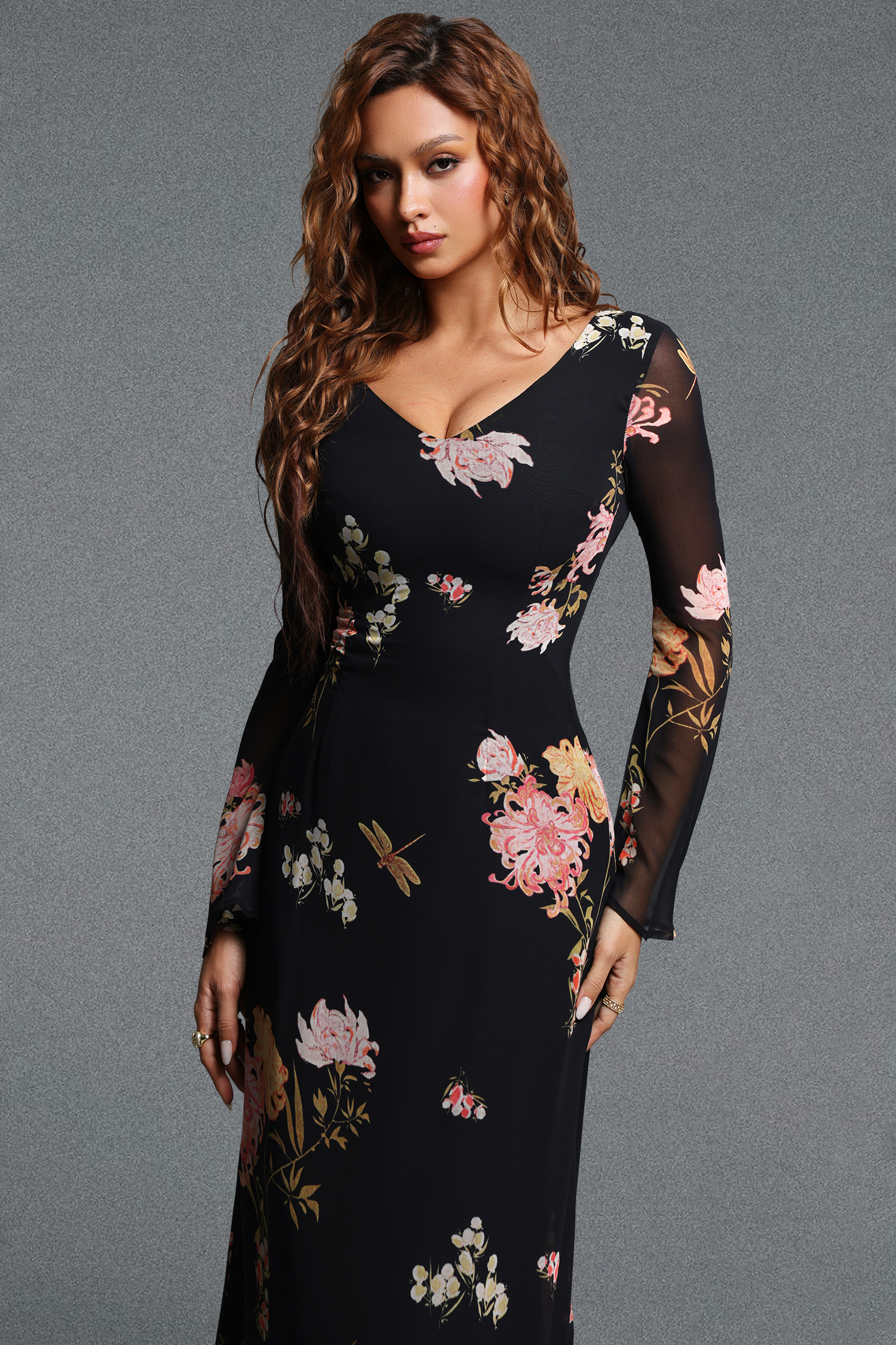 Mistrsa Elegant Flowy V-Neck Long Sleeve Floral Print Chiffon Maxi Dress