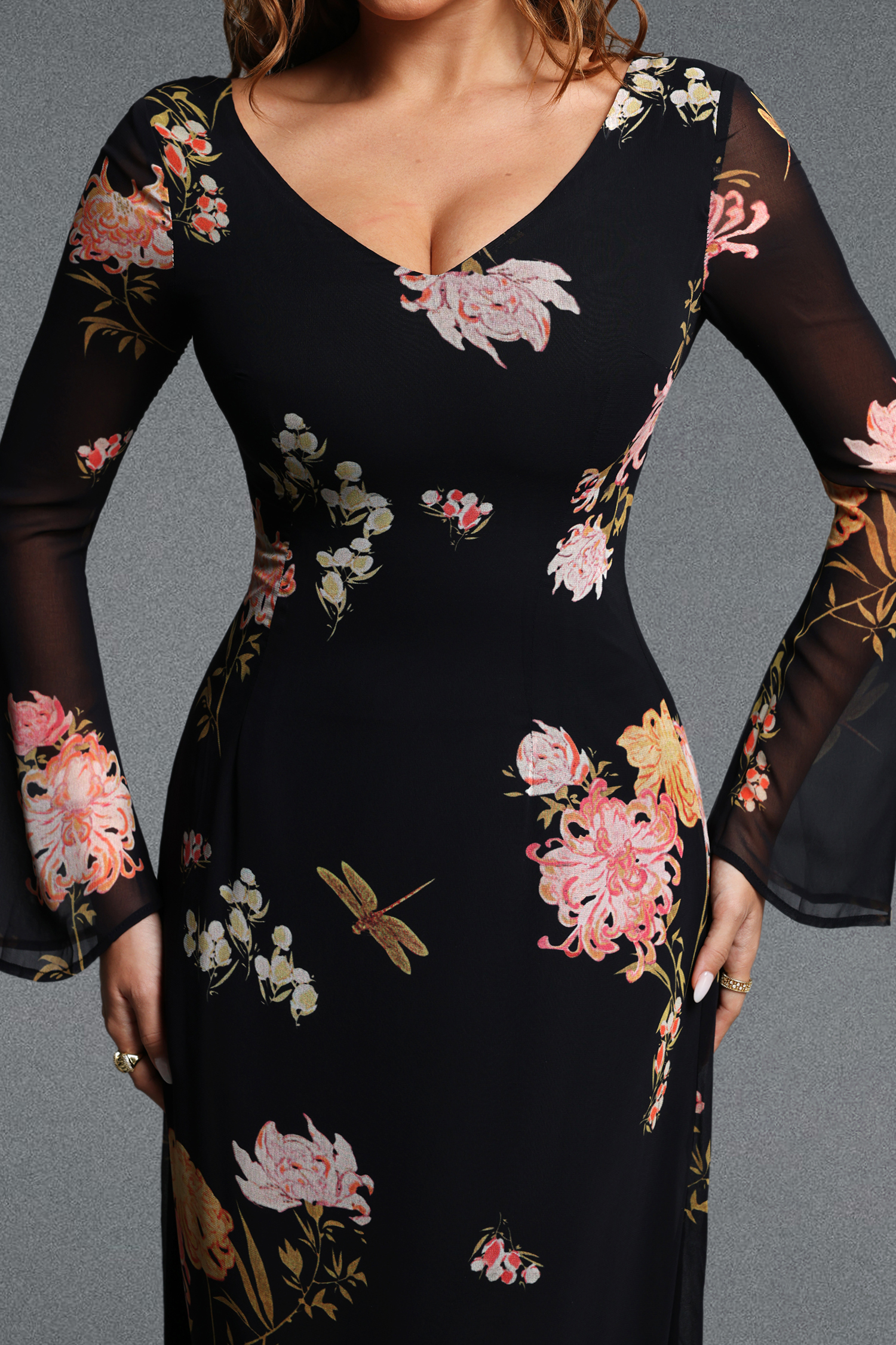 Mistrsa Elegant Flowy V-Neck Long Sleeve Floral Print Chiffon Maxi Dress