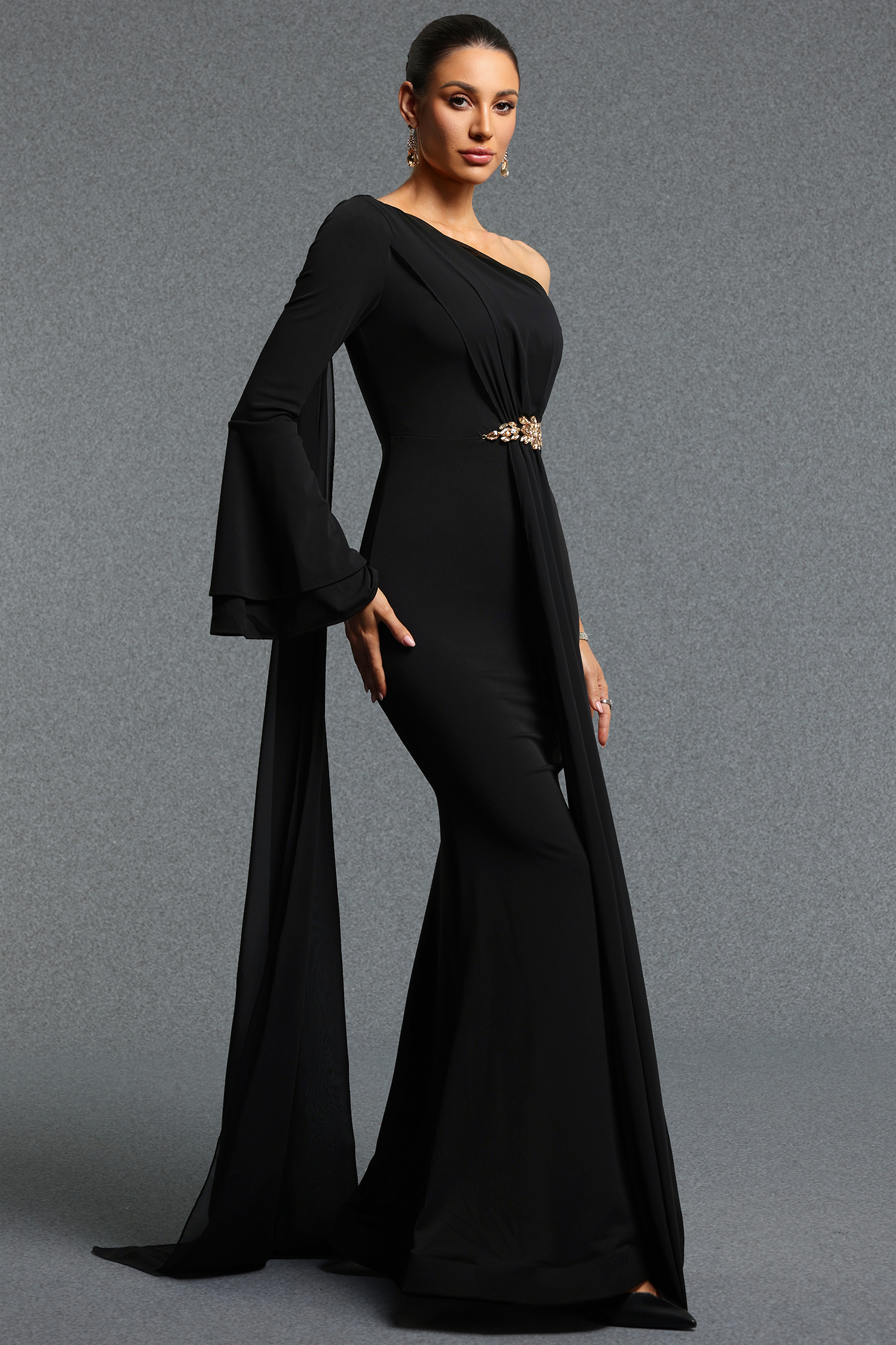 Venal Elegant Contour One Shoulder Long Sleeve Ruched Maxi Dress