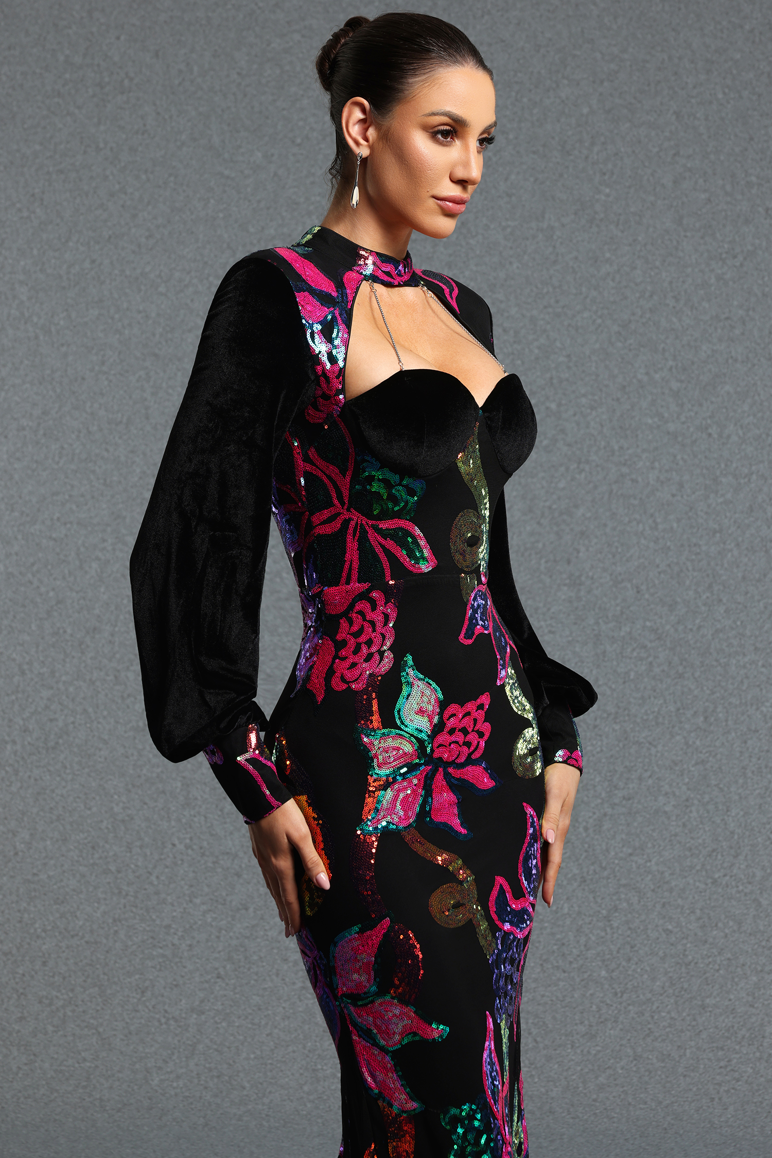 Sareka Elegant Contour Cut Out Neck Long Sleeve Floral Sequin Maxi Dress