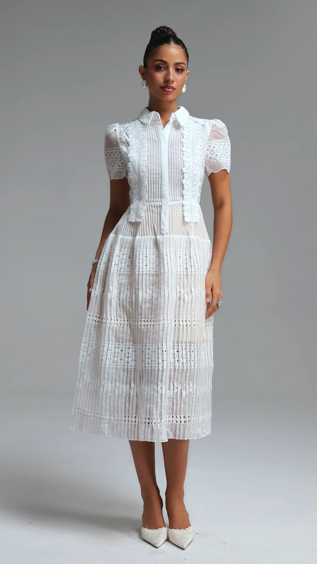 Zalia Romantic Flowy Short Sleeve Floral Ruched Woven Midi Dress