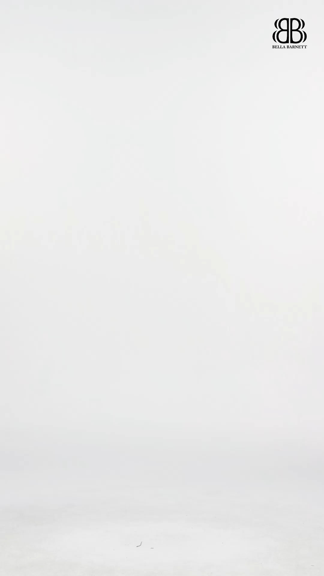 Weiss Elegant Contour Round Neck Long Sleeve Pearl Knit Maxi Dress