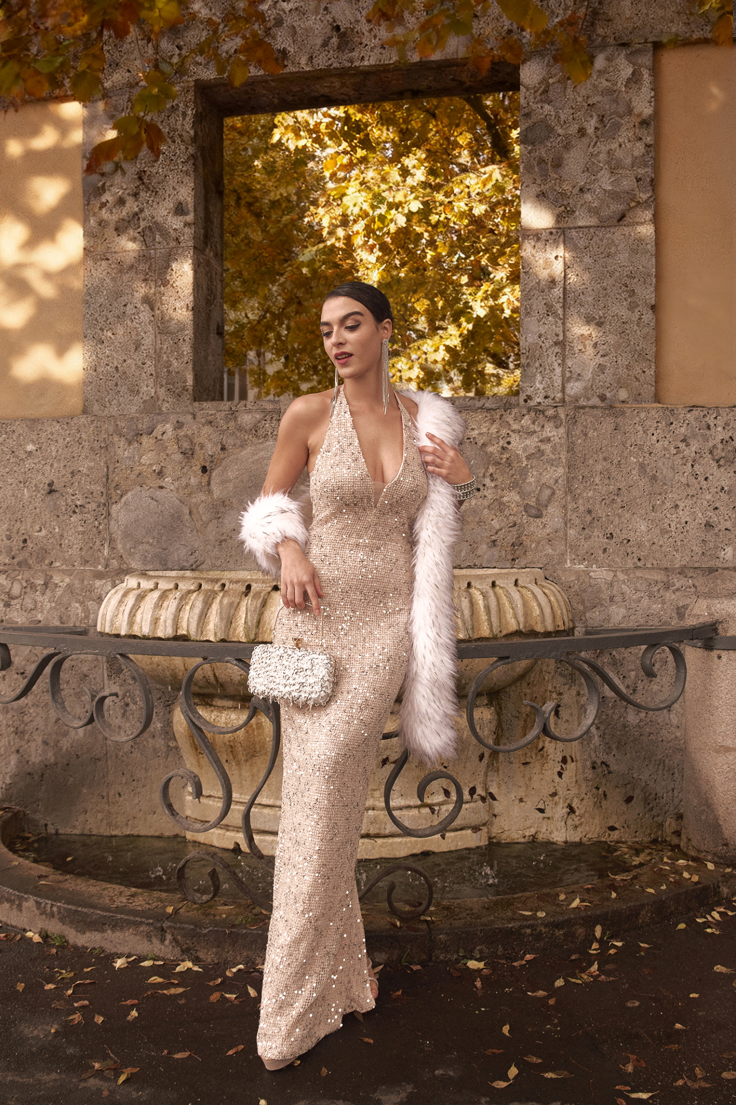 Ibbie Halter Sleeveless V-Neck Diamond Maxi Dress