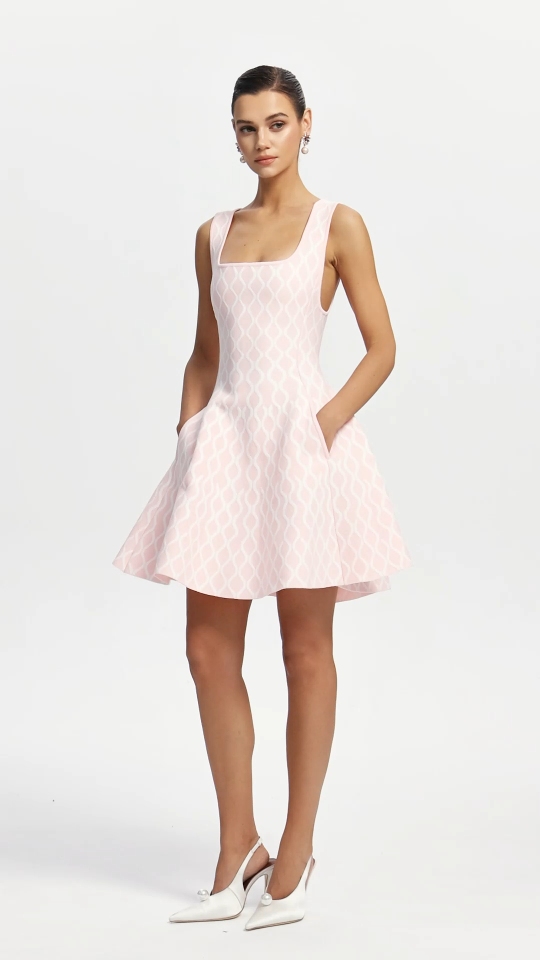 Ledasa Chic Contour Sleeveless Jacquard Bandage Mini Dress