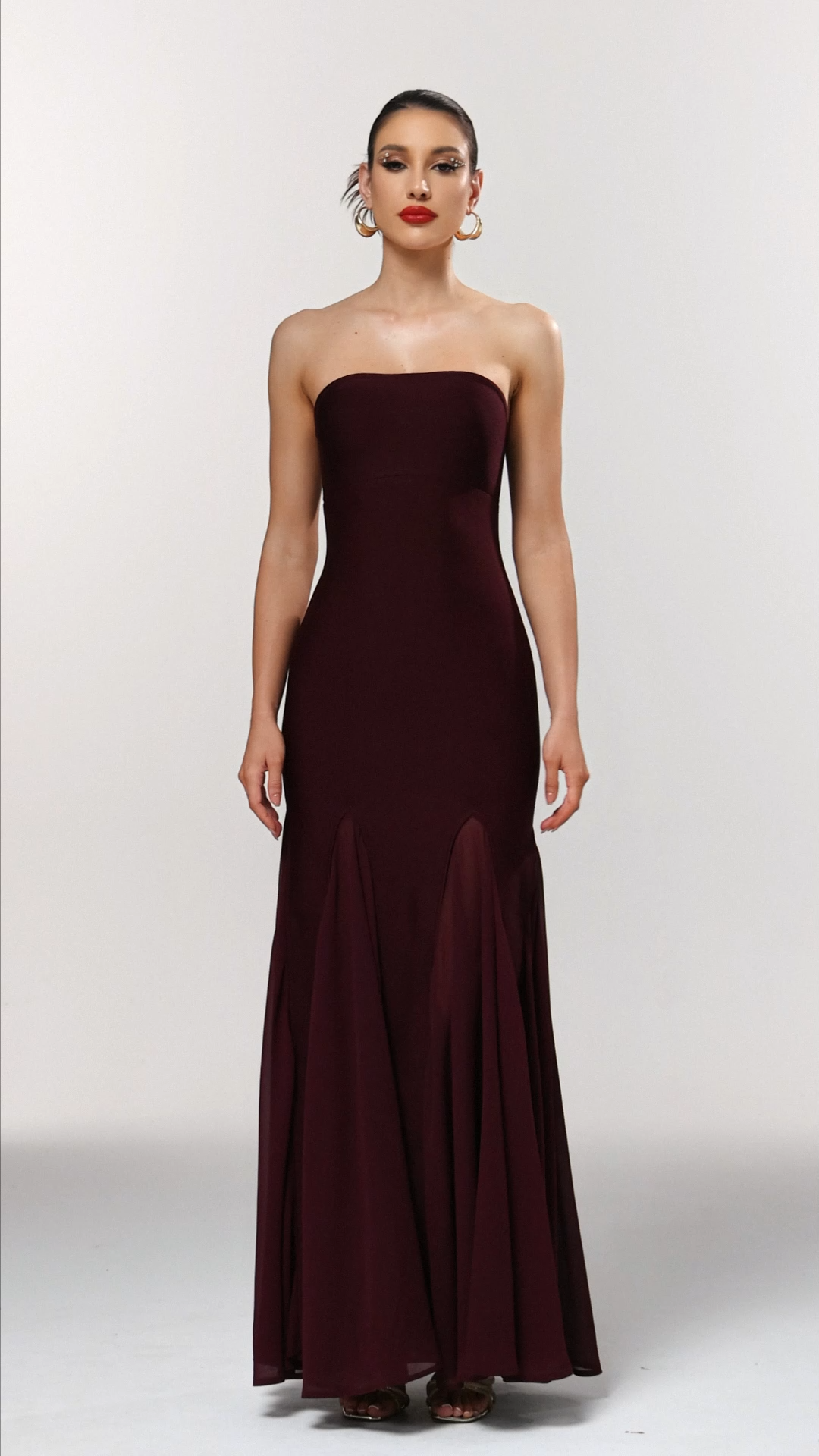 Dellis Elegant Contour Strapless Pleated Bandage Maxi Dress