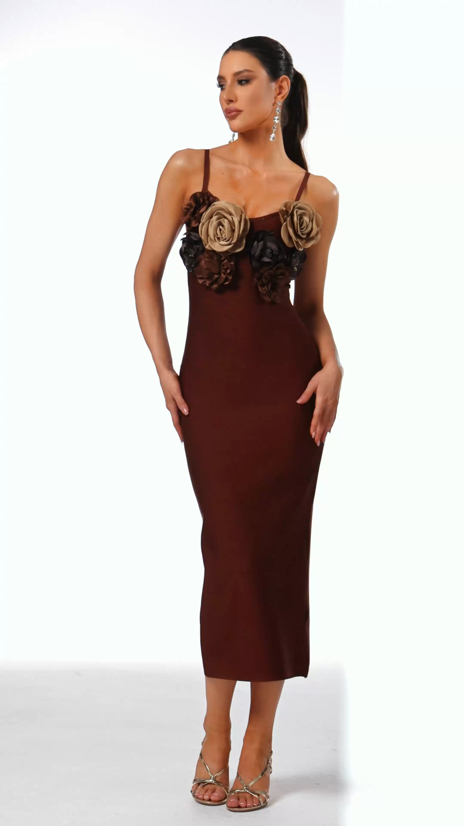 Kila Sleeveless V-Neck Flower Bandage Midi Dress