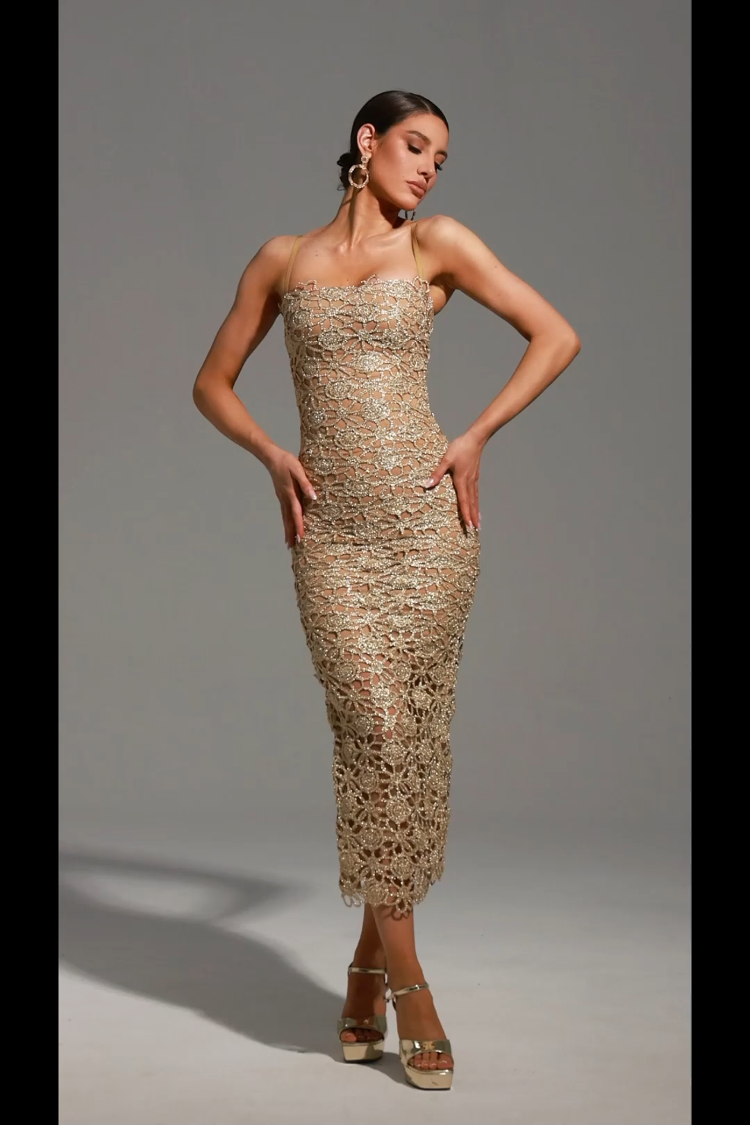 Lelia Sleeveless Hollow Out Slit Midi Dress