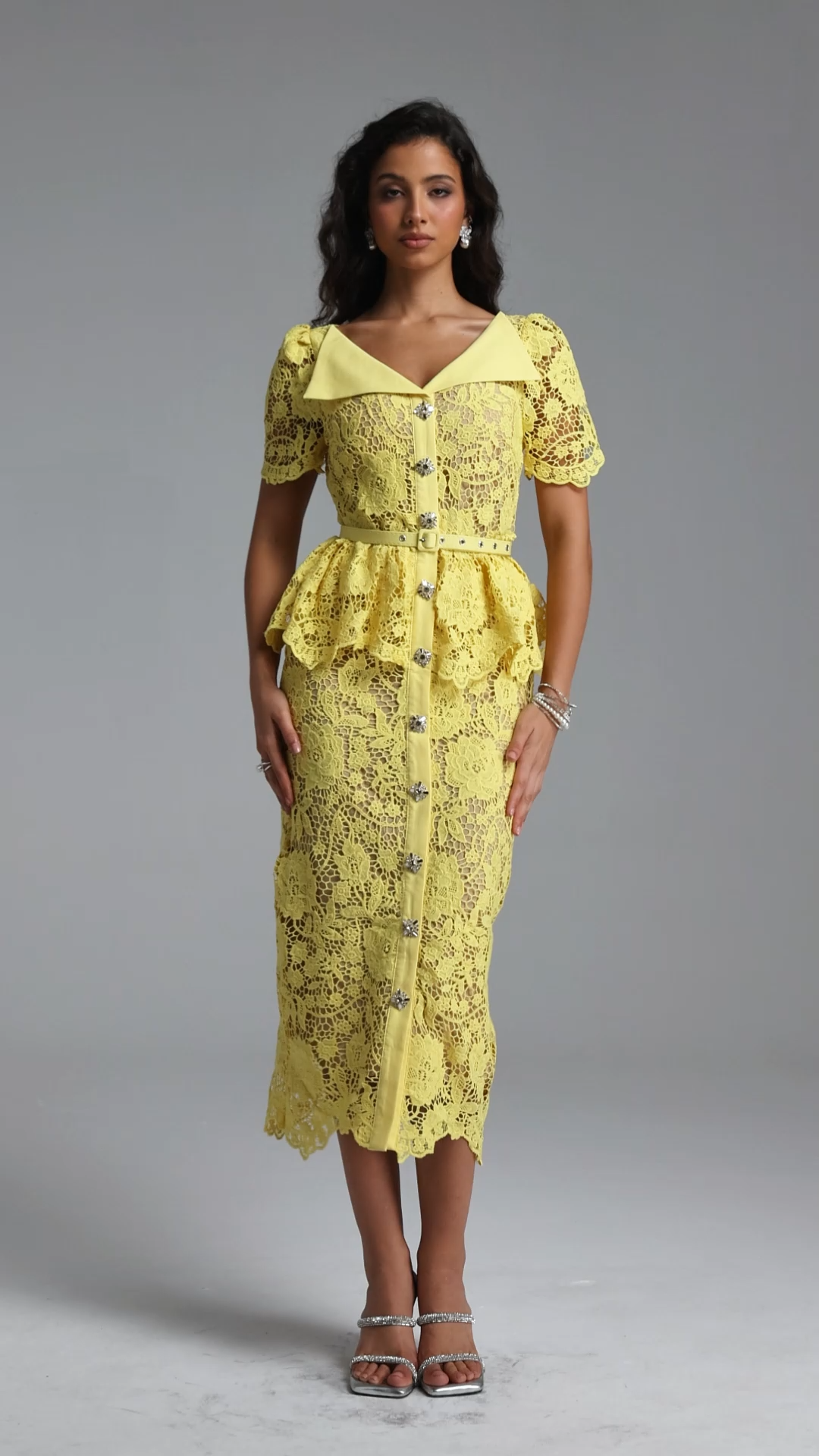 Quinn Elegant Cinched Short Sleeve Floral Lace Maxi Dress