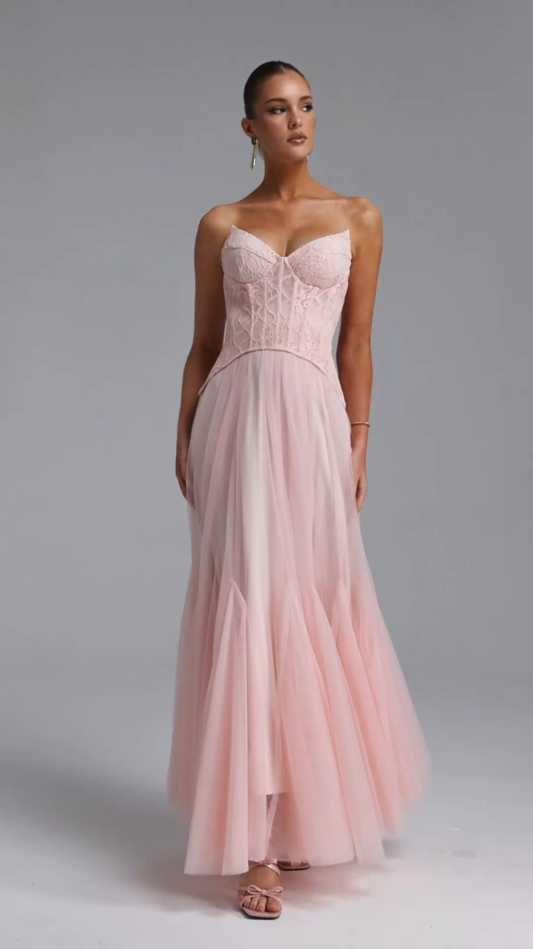 Vlafa Romantic Contour Strapless Lace Tulle Maxi Dress