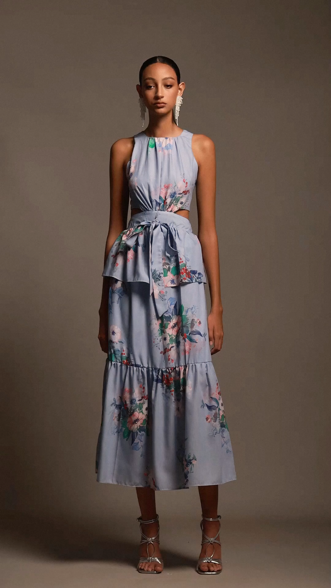 Pedra Round Neck Floral Printed Maxi Dress