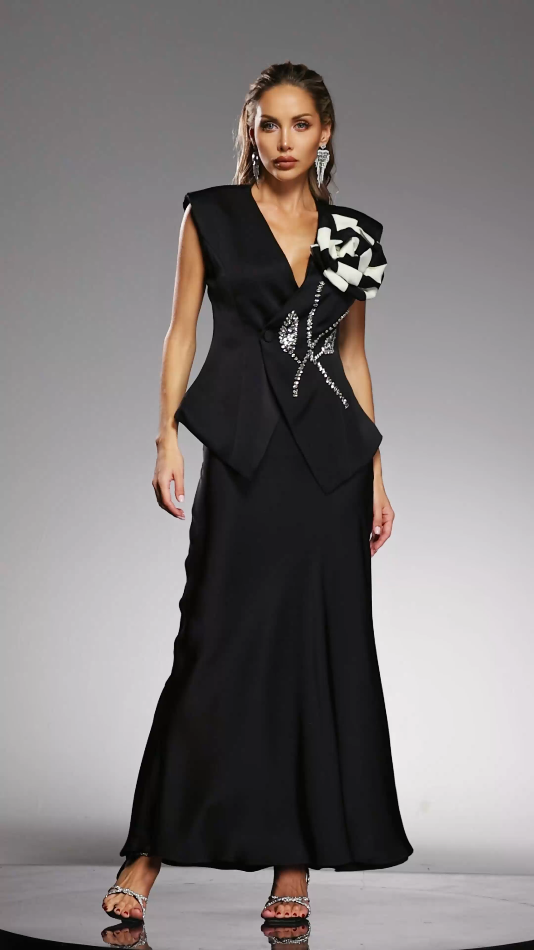 Yerza Sleeveless V-Neck Flowers Diamond Maxi Tow-piece Set