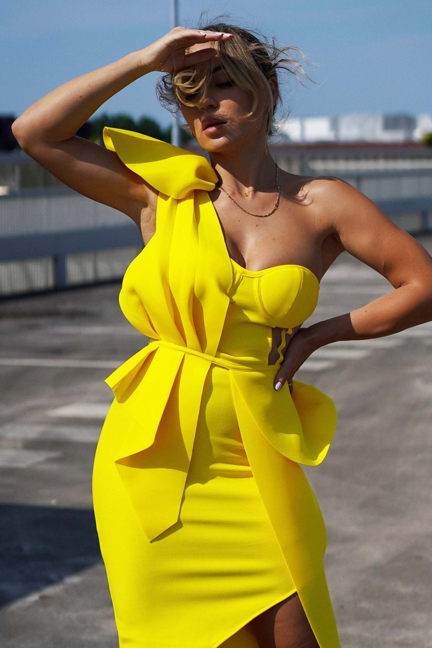 Lasaky – Sophisticated One Shoulder Midi Dress with Striking