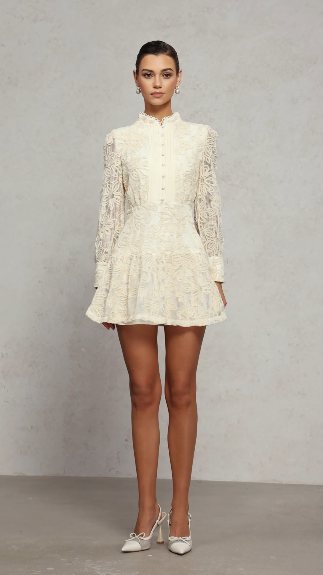 Wenda Resort Long Sleeve Floral Woven Mini Dress