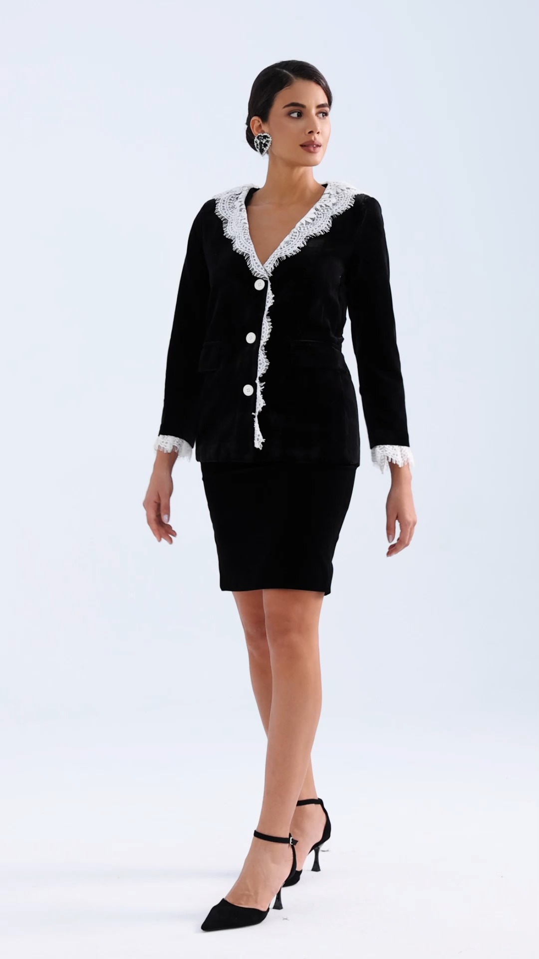 Dlasa Patchwork Lace Jacket – Bellabarnett